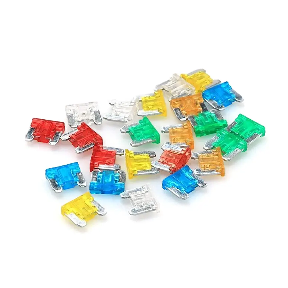 Kit 24 Fusibles Automotriz Perfil Bajo Micro/Mini 5A-20A 6