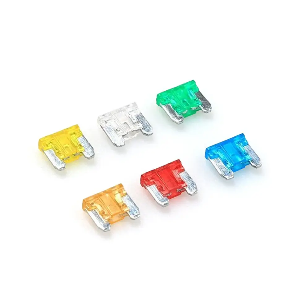 Kit 24 Fusibles Mini de Cuchilla Perfil Bajo 5A-30A - Surtido Automotriz 10