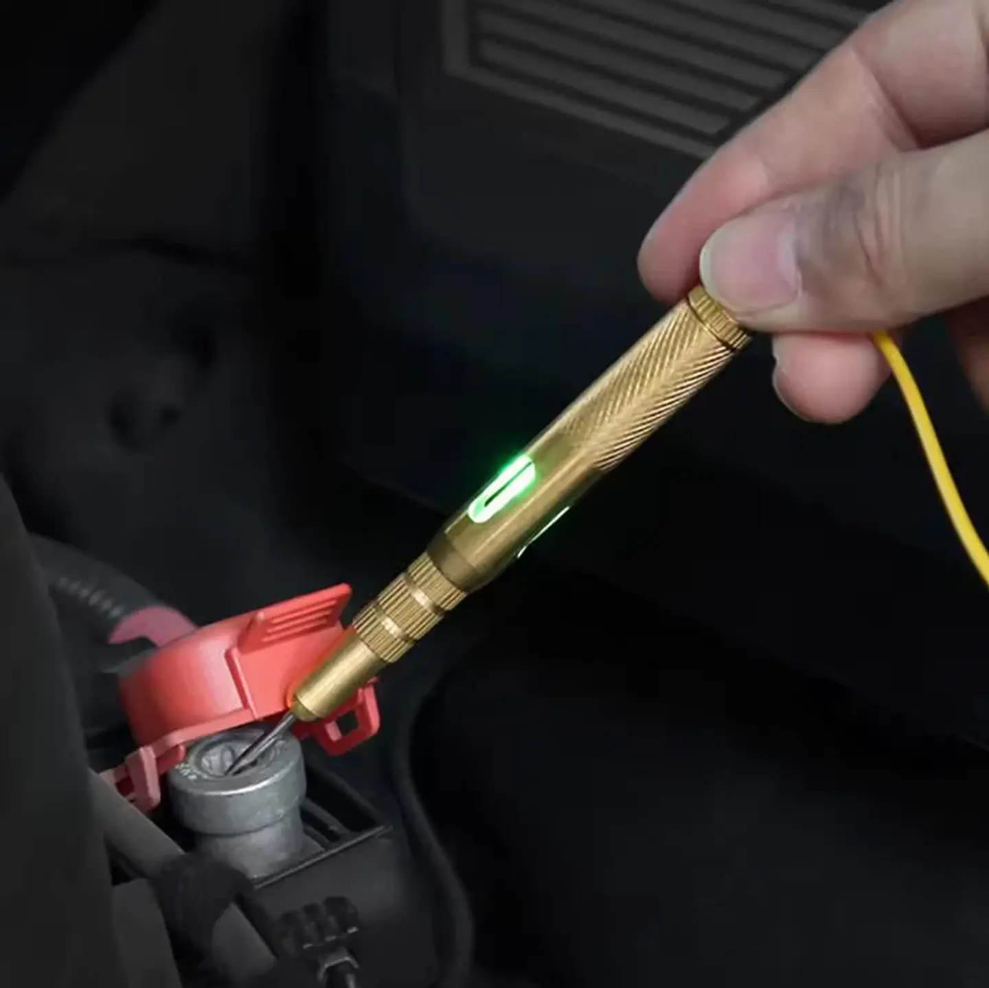 Lápiz Probador de Circuitos y Fusibles 6V/12V/24V 10
