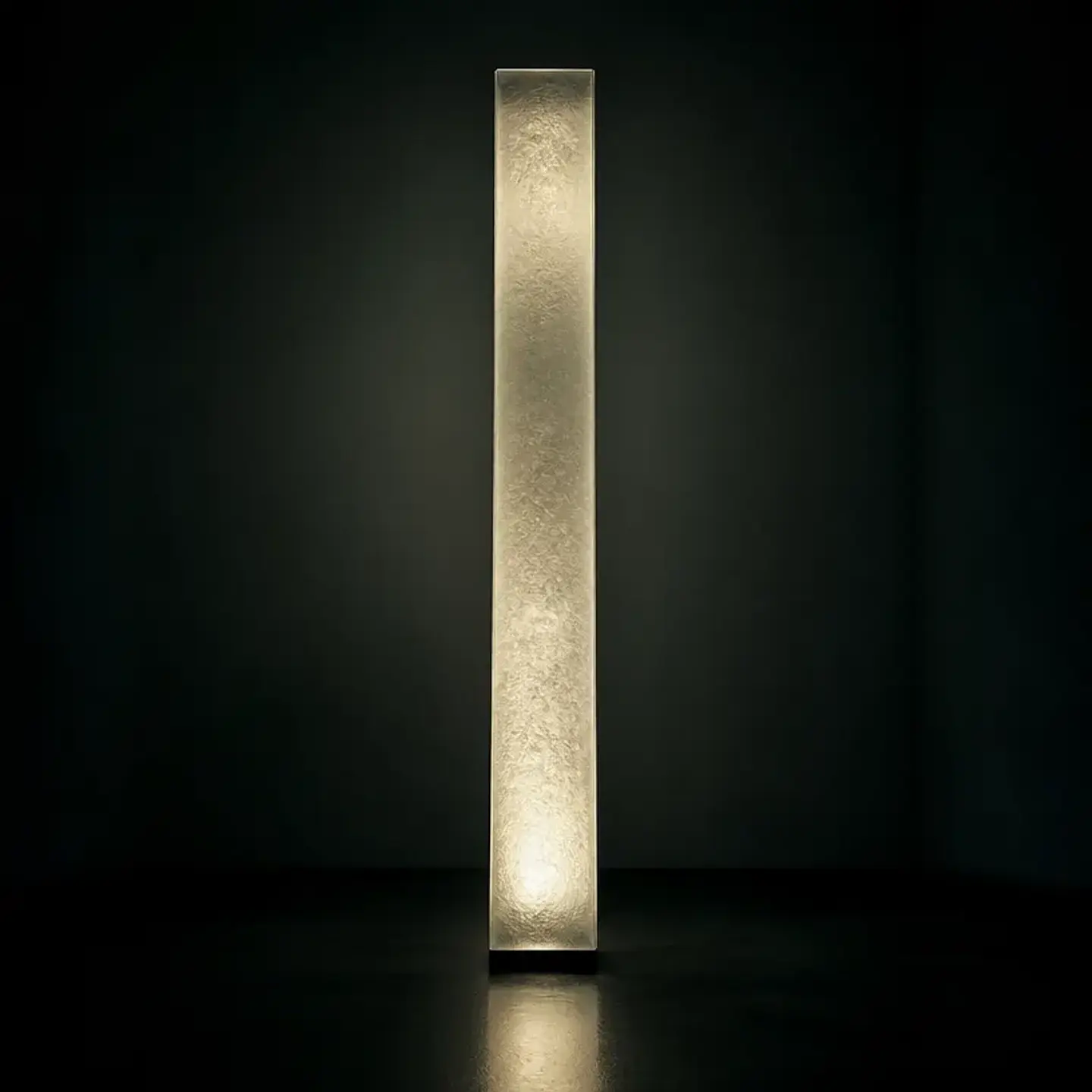 Intersticio — columna de vidrio 1