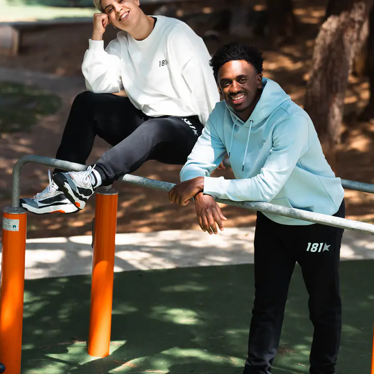 181 Lifestyle Hoodless Sweatshirt 11