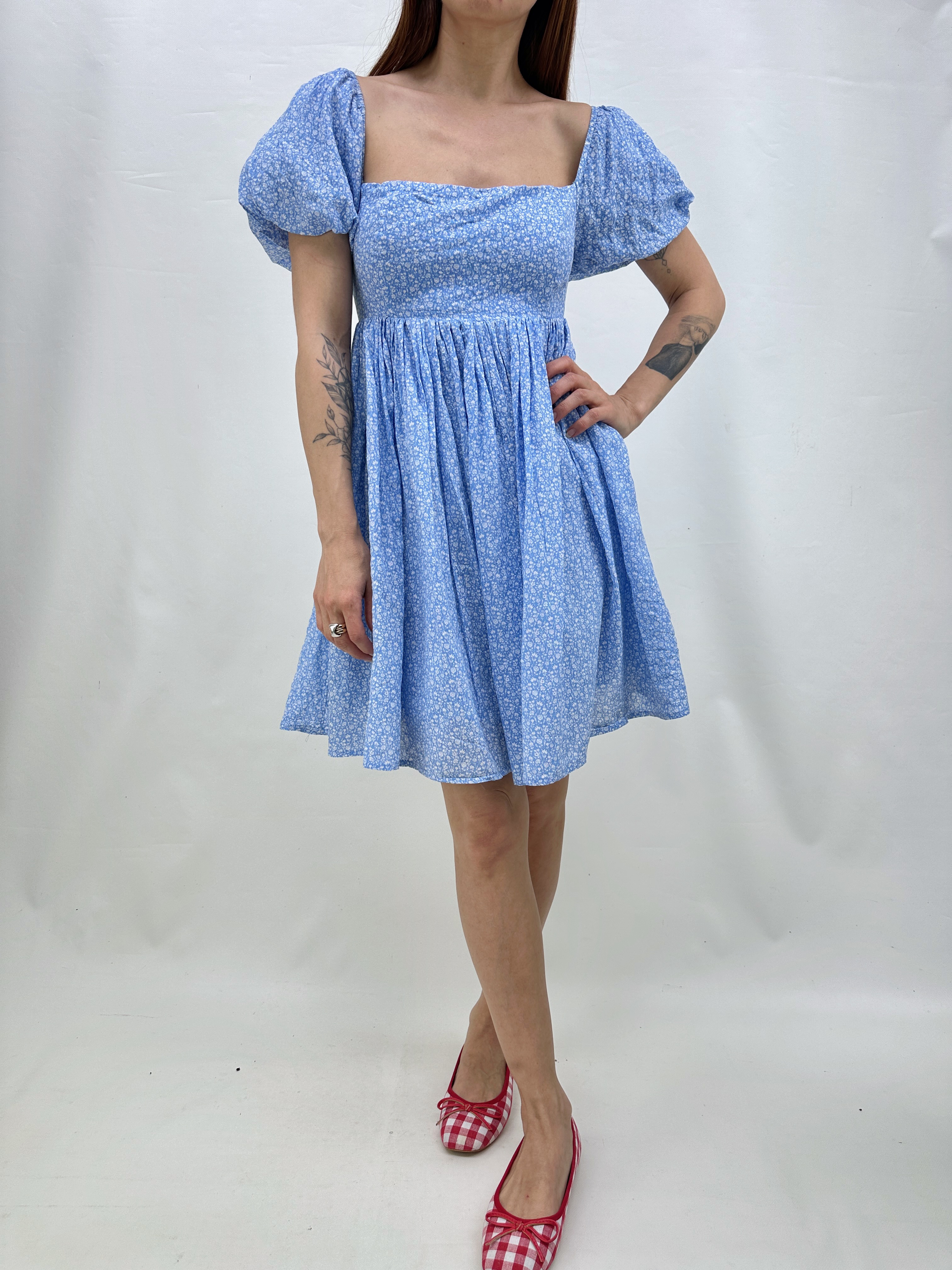 VESTIDO COQUETTE M 3