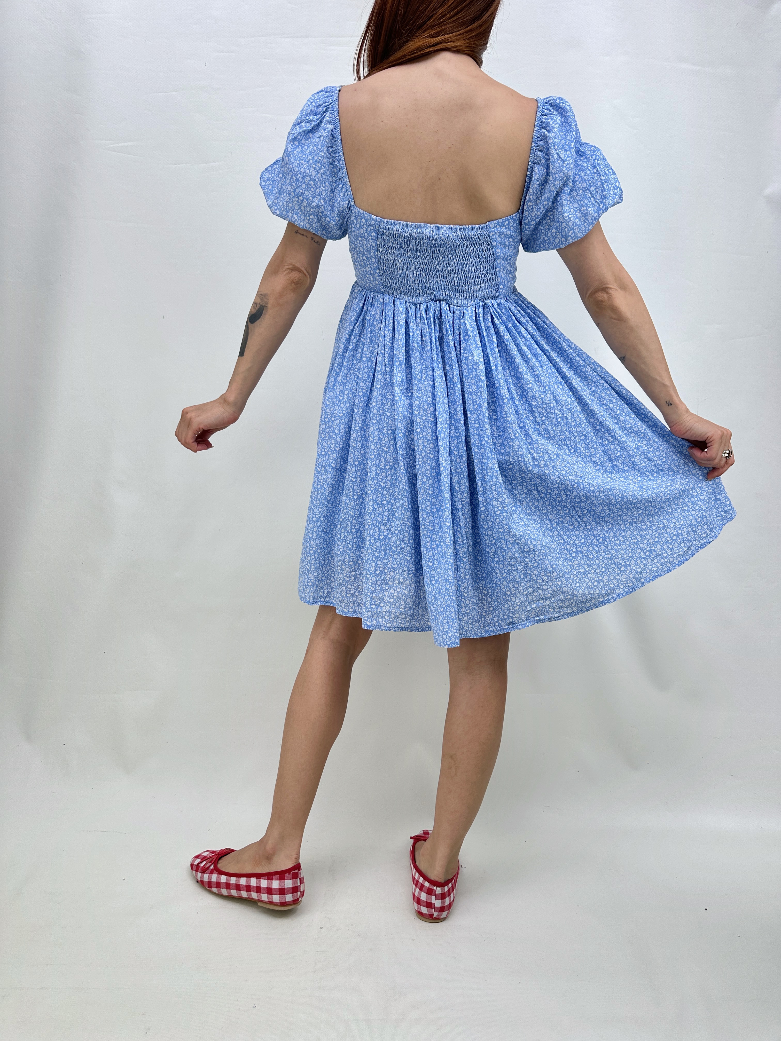 VESTIDO COQUETTE M 2