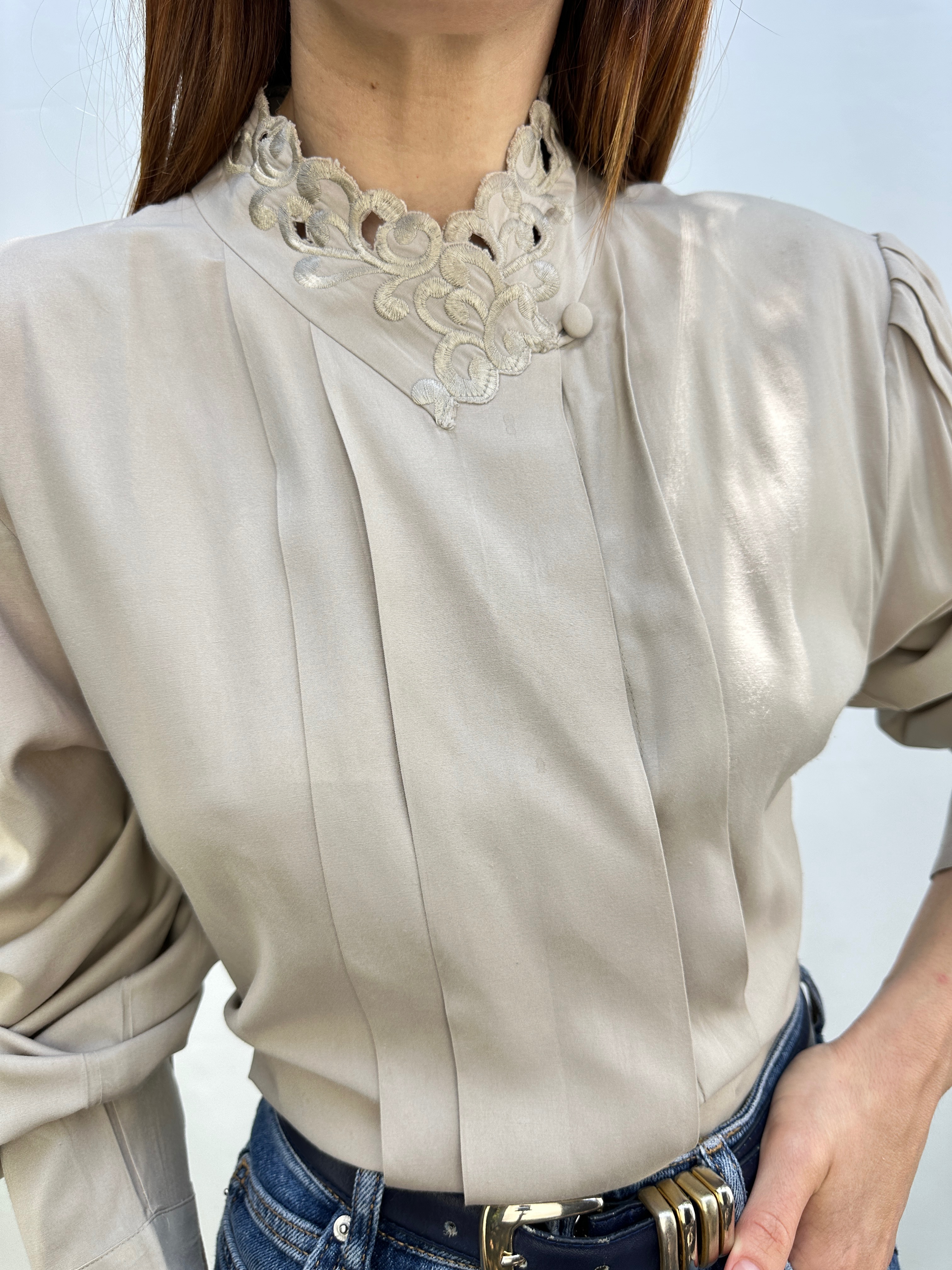 BLUSA VINTAGE TAUPÉ I L 7