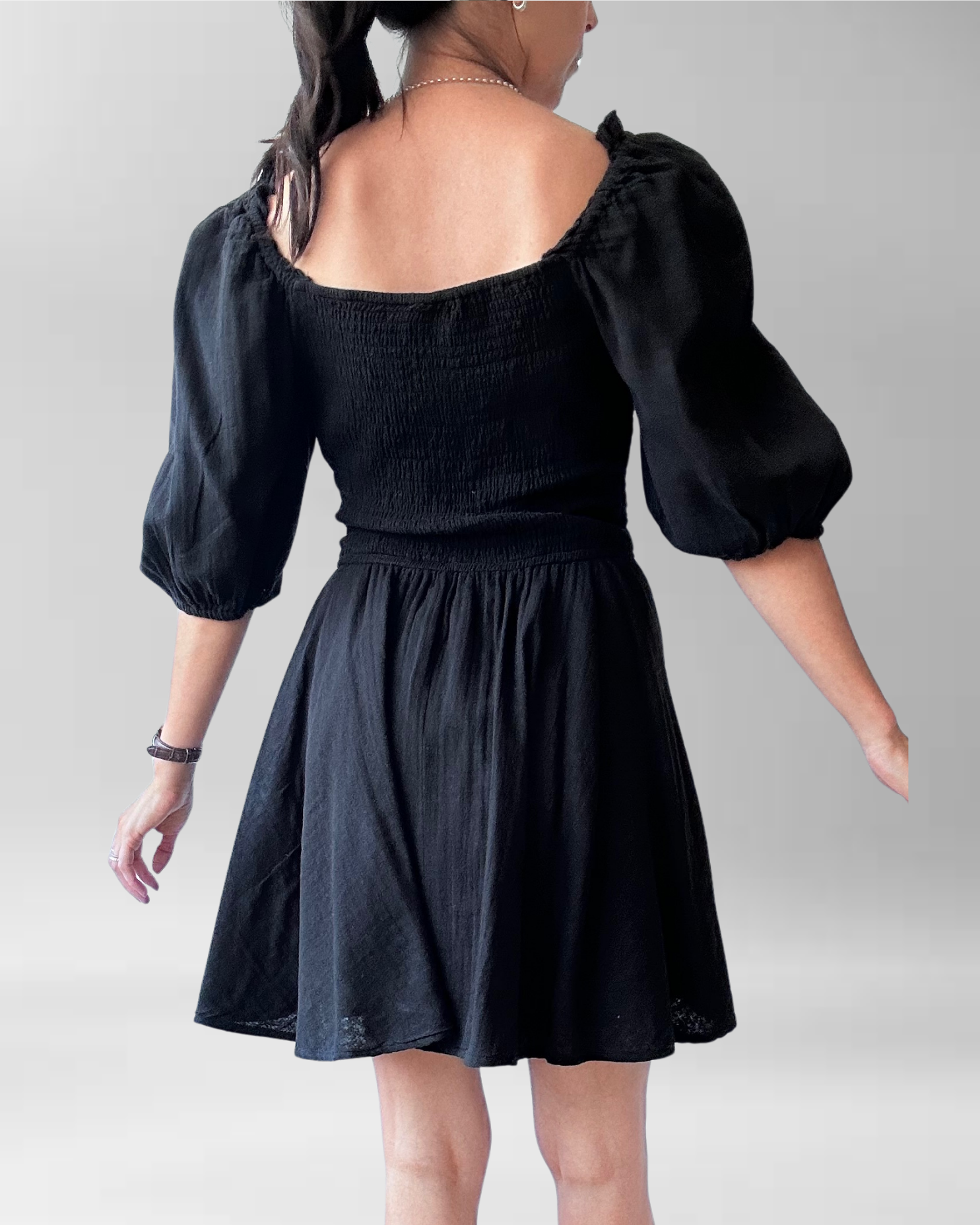 VESTIDO NEGRO FRUNCIDO | L 2