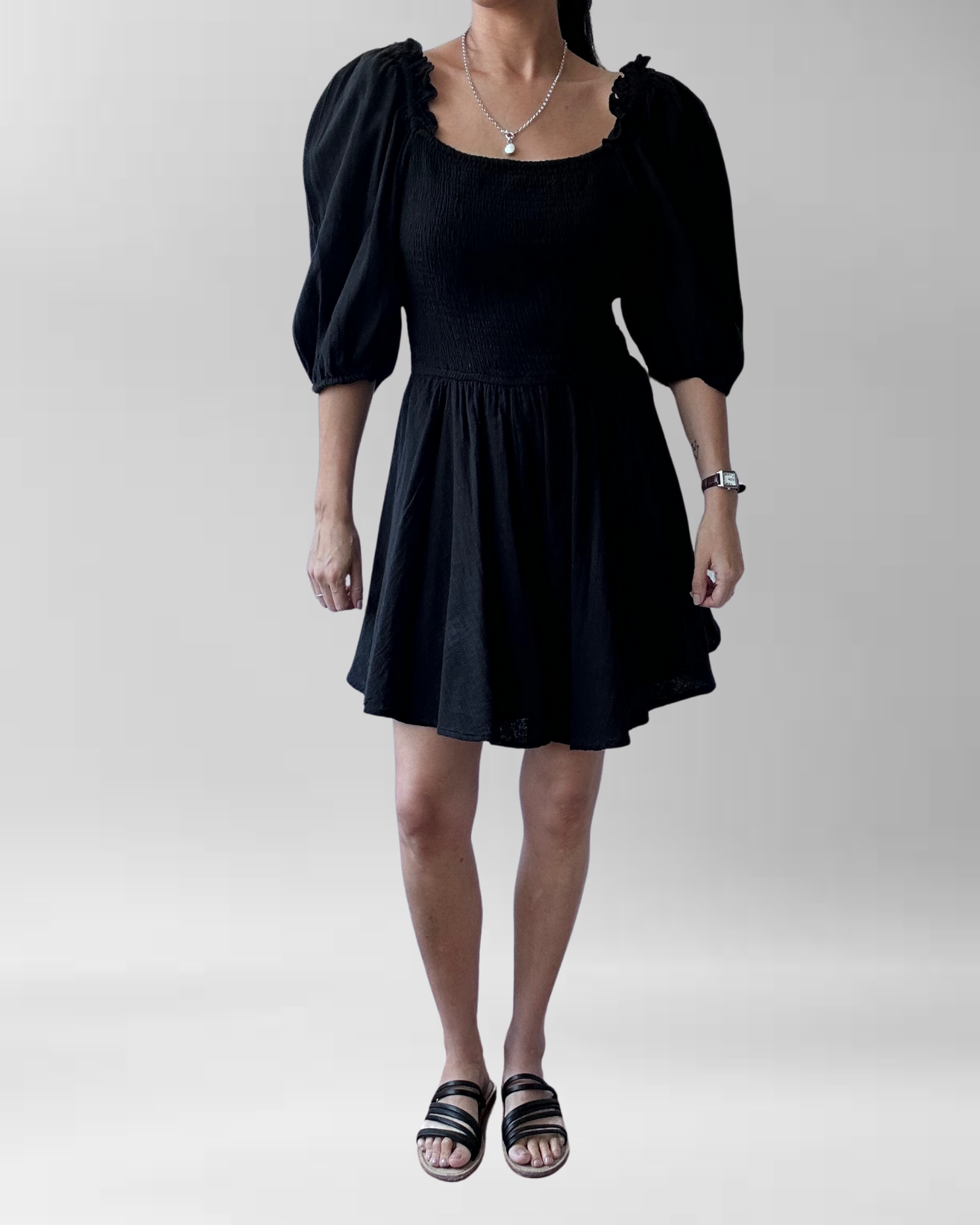 VESTIDO NEGRO FRUNCIDO | L 3