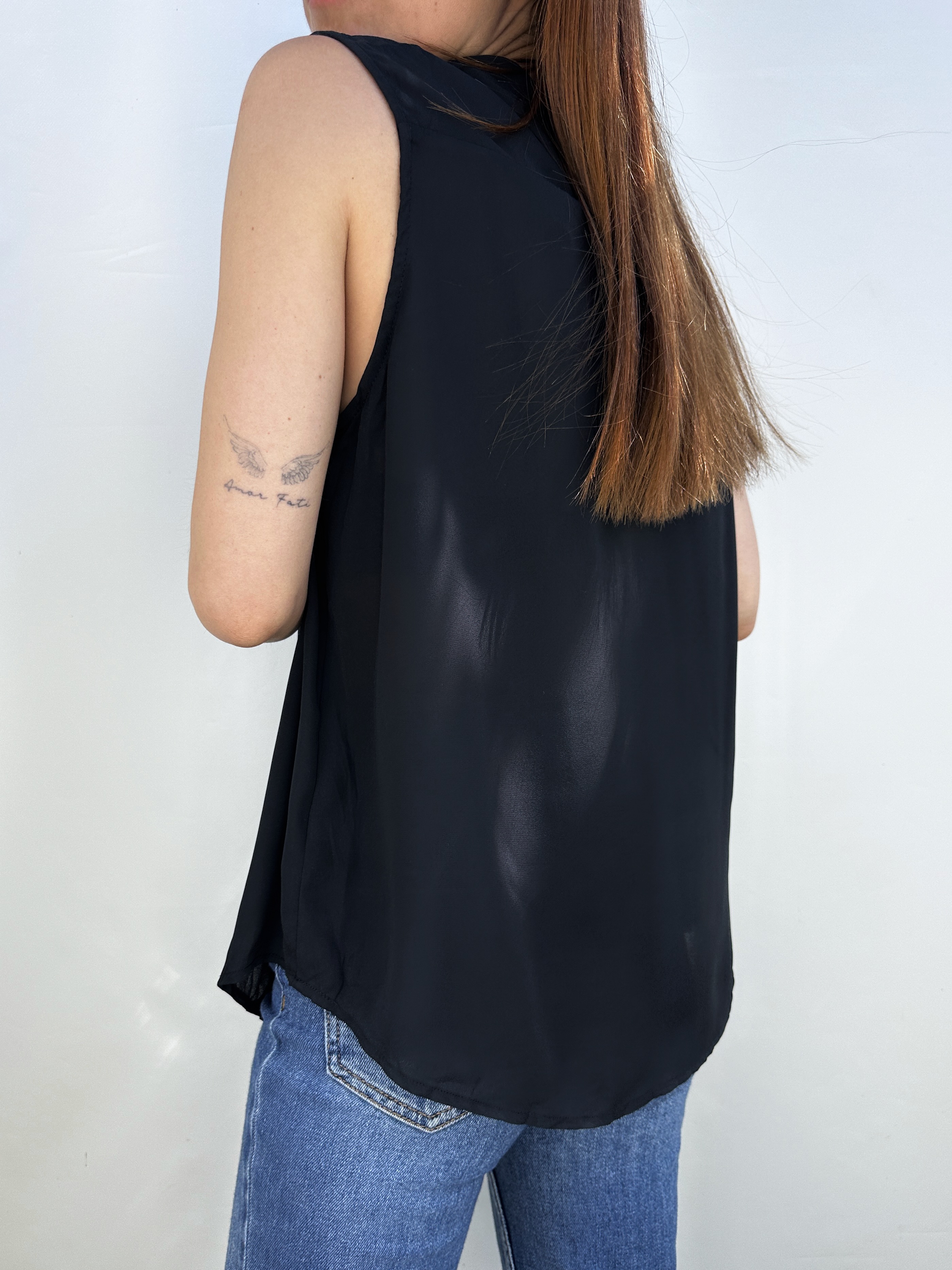 POLERA NEGRA I M-L 3