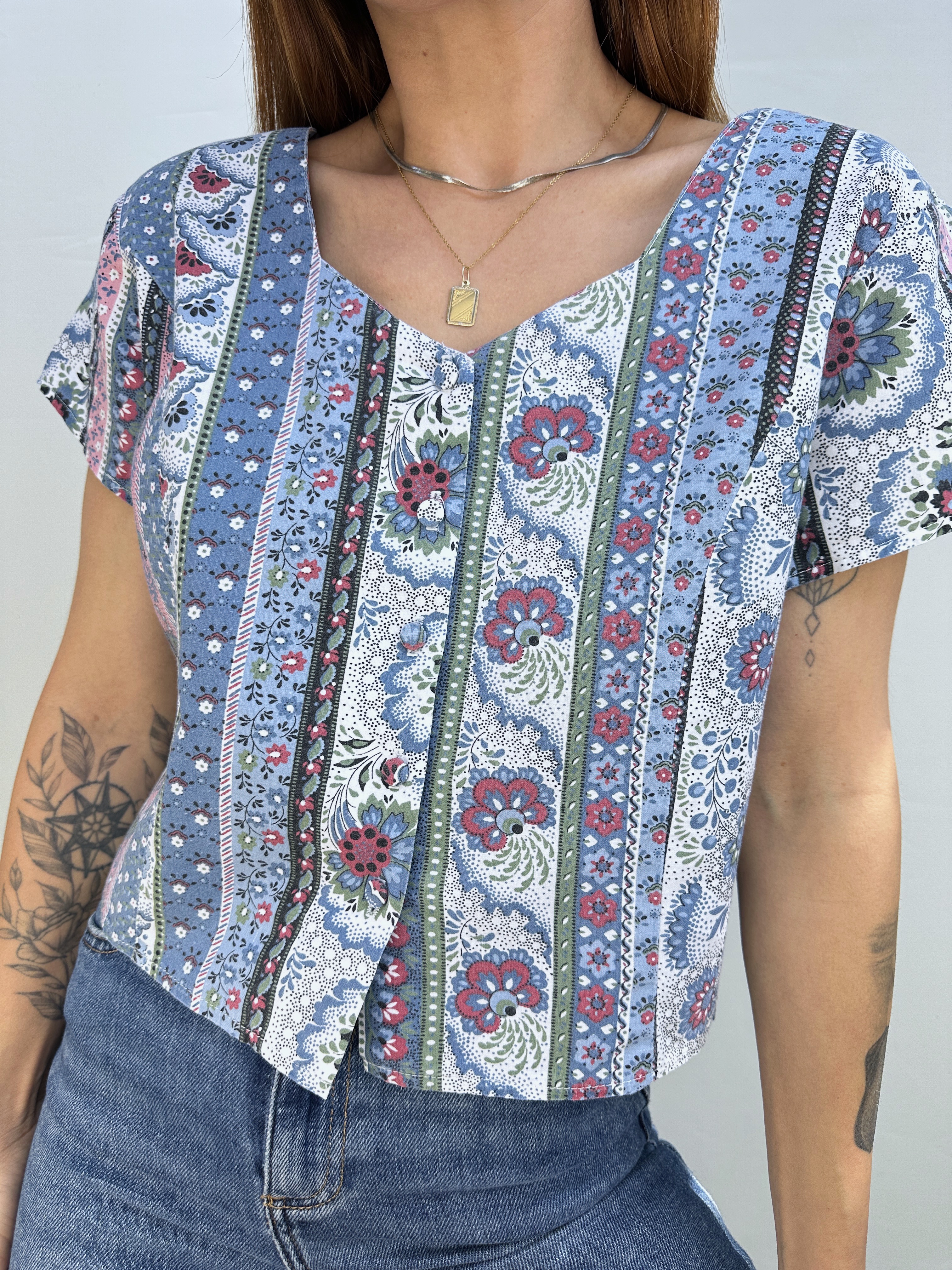 POLERA VINTAGE FLOREADA I M 6