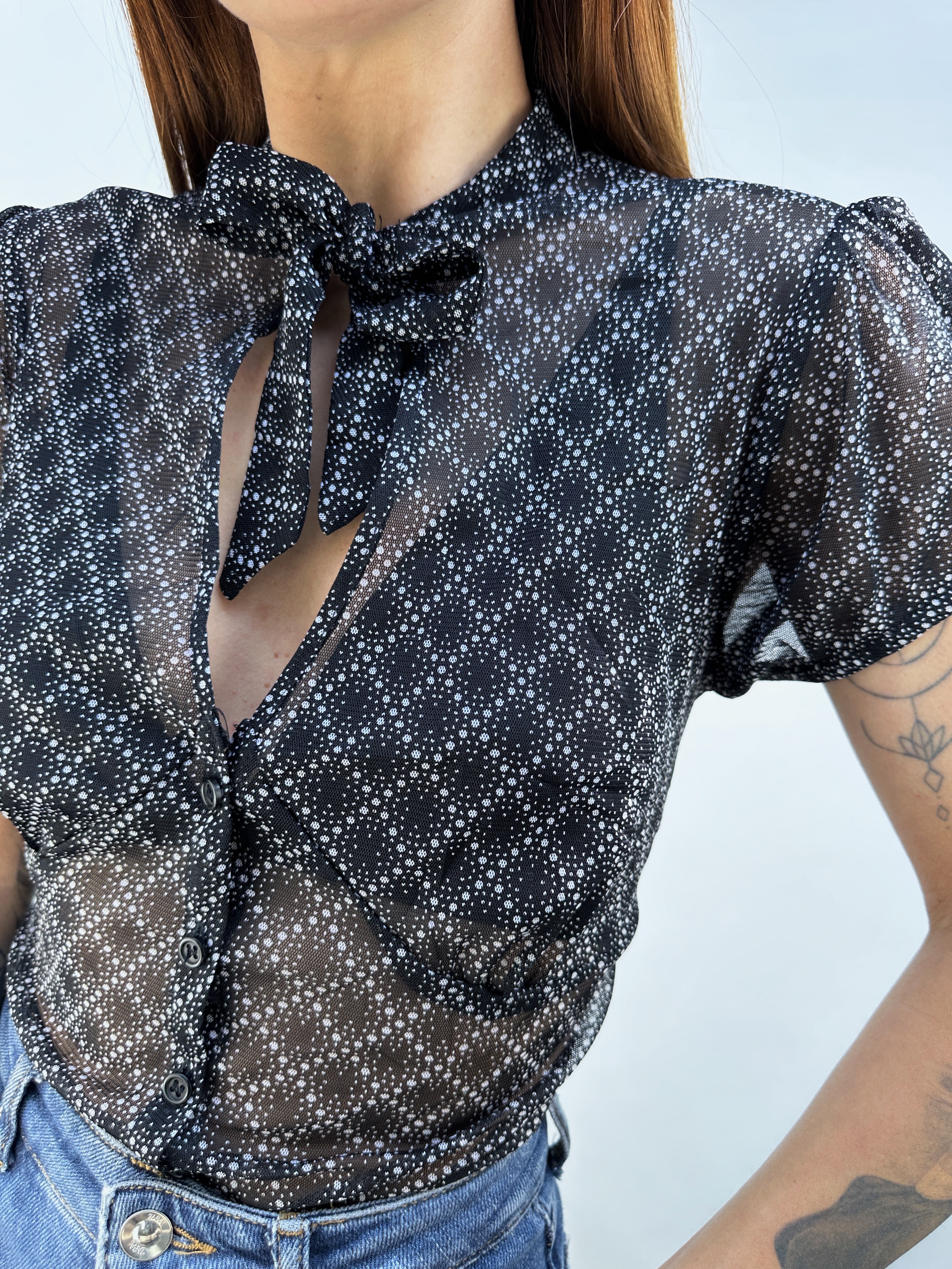 BLUSA SEMITRANSPARENTE I M 6