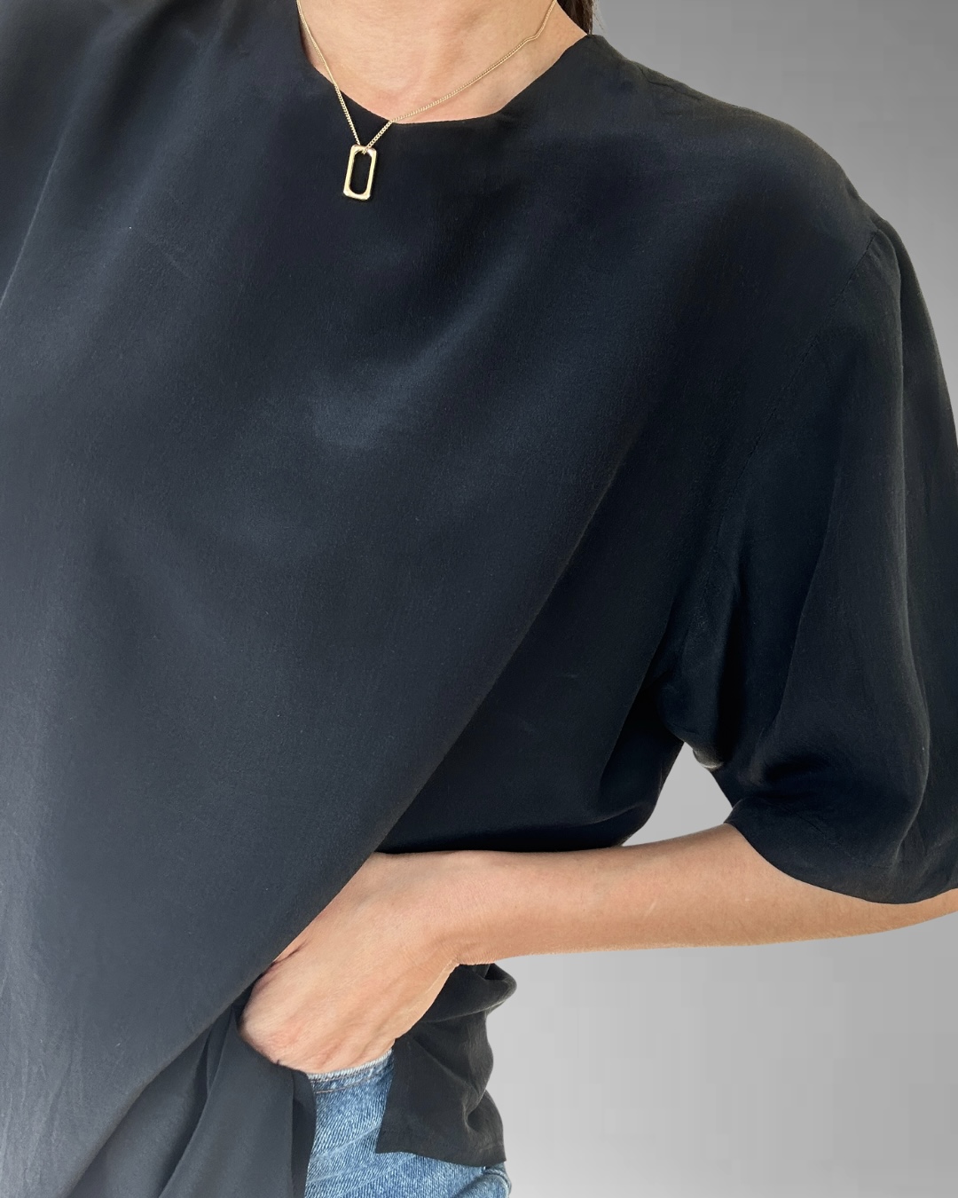 POLERA NEGRA SEDA | L 5