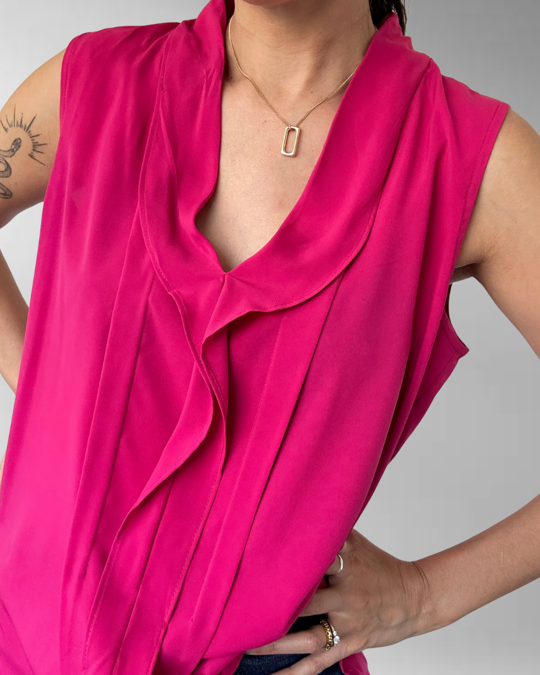 POLERA CALVIN KLEIN FUCSIA I M-L 6