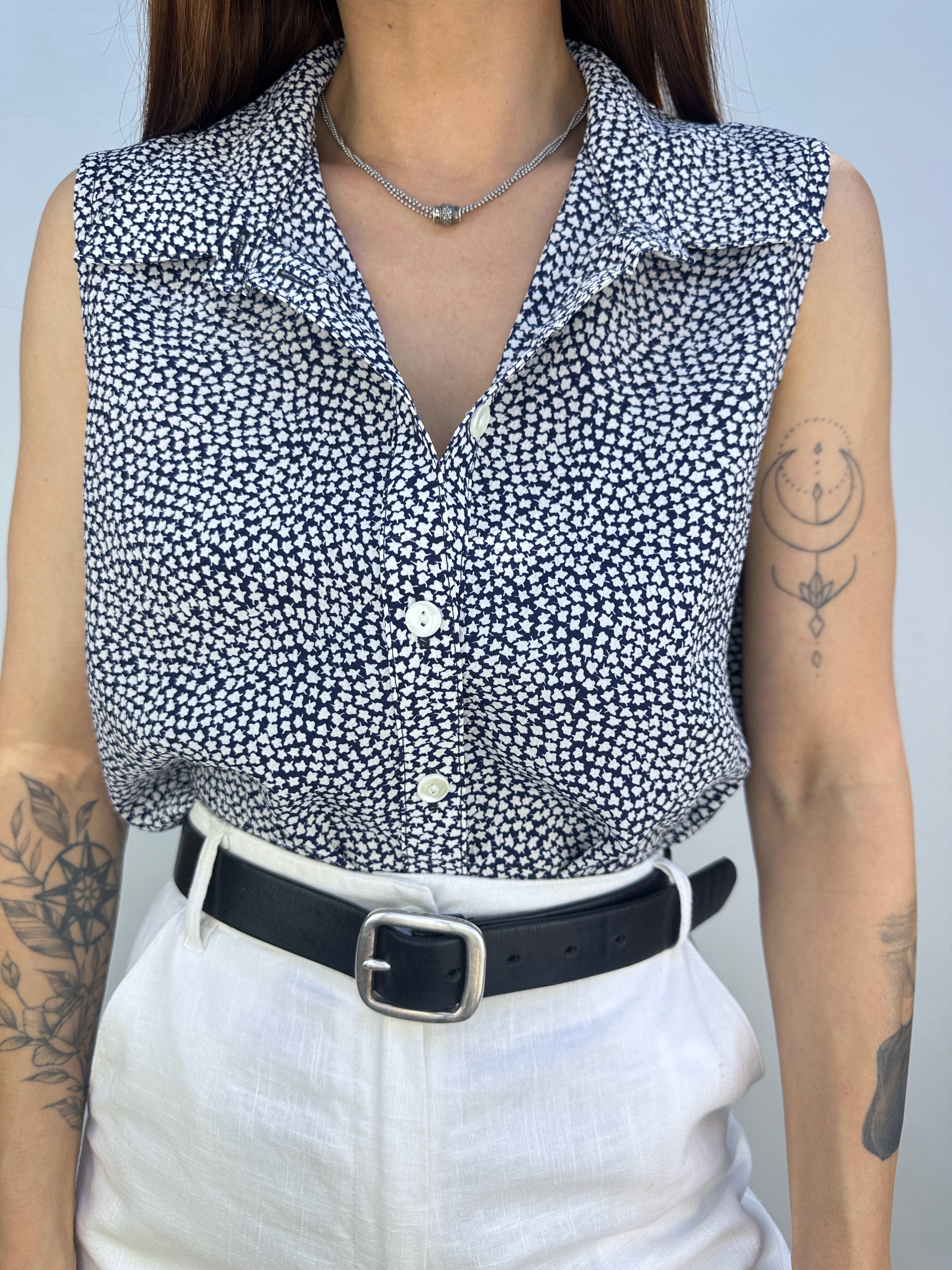 BLUSA SIN MANGAS I S 3