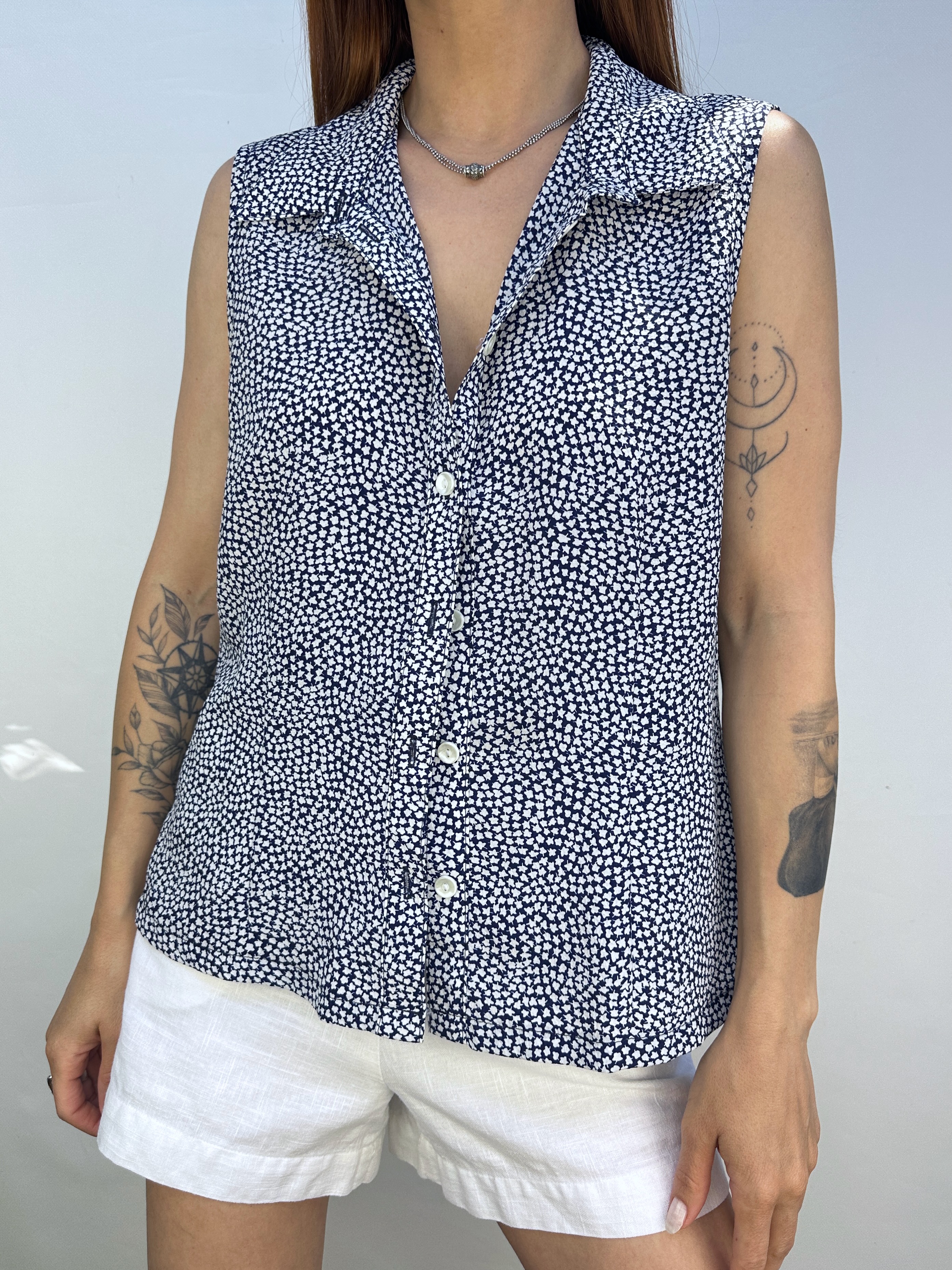 BLUSA SIN MANGAS I S 6