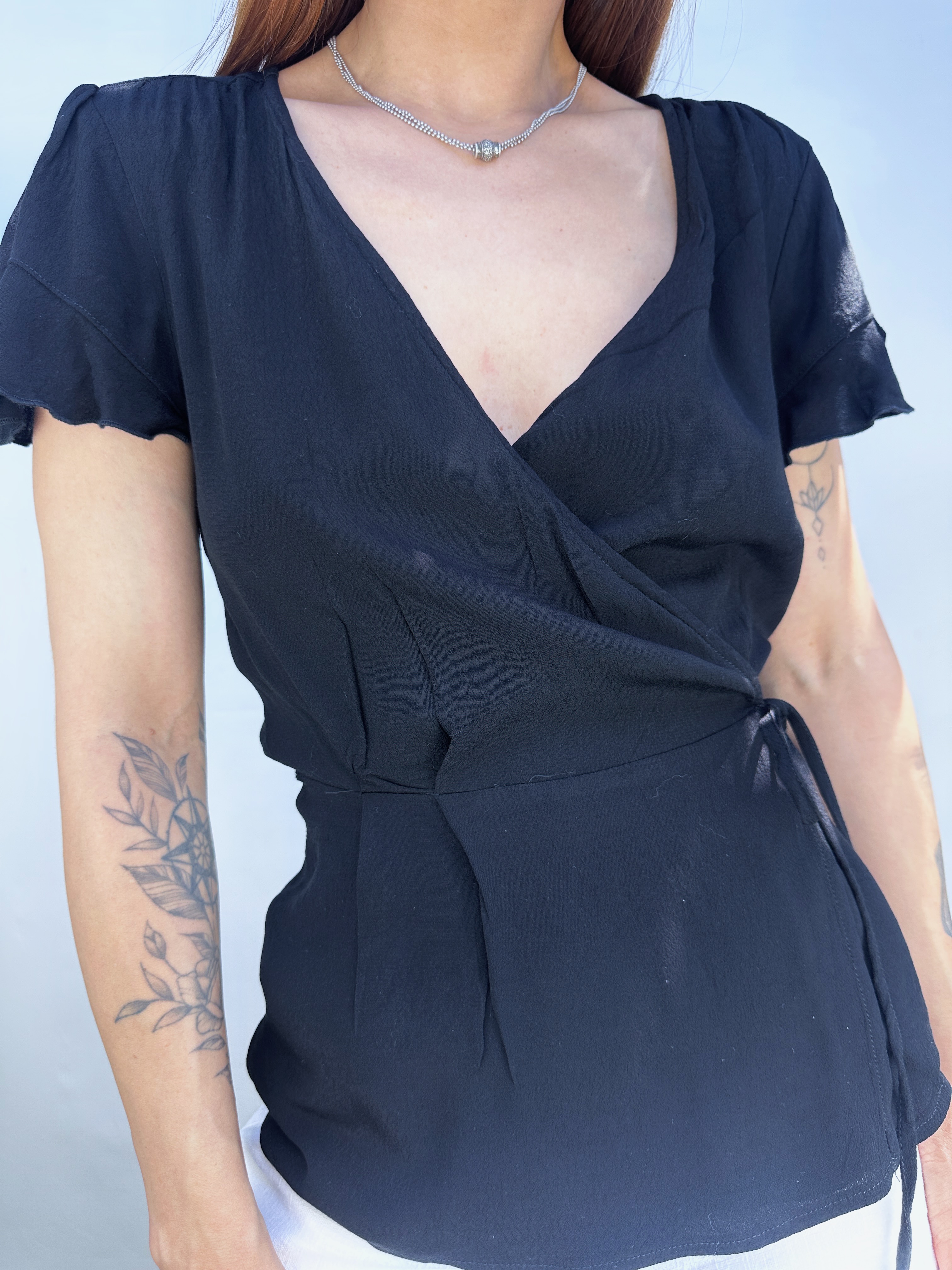 POLERA ENVOLVENTE I S 4