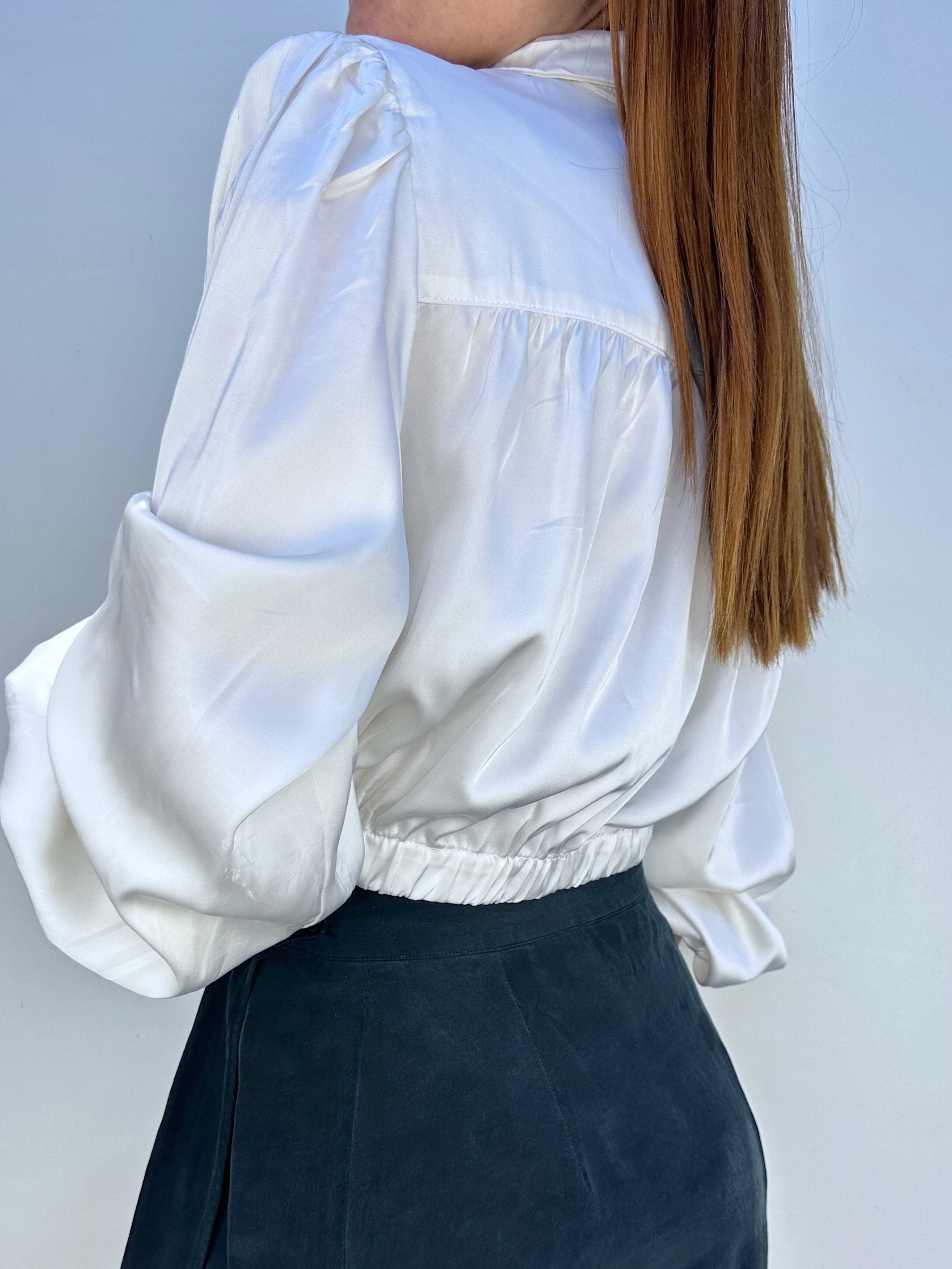 BLUSA BLANCA SATINADA I M 2