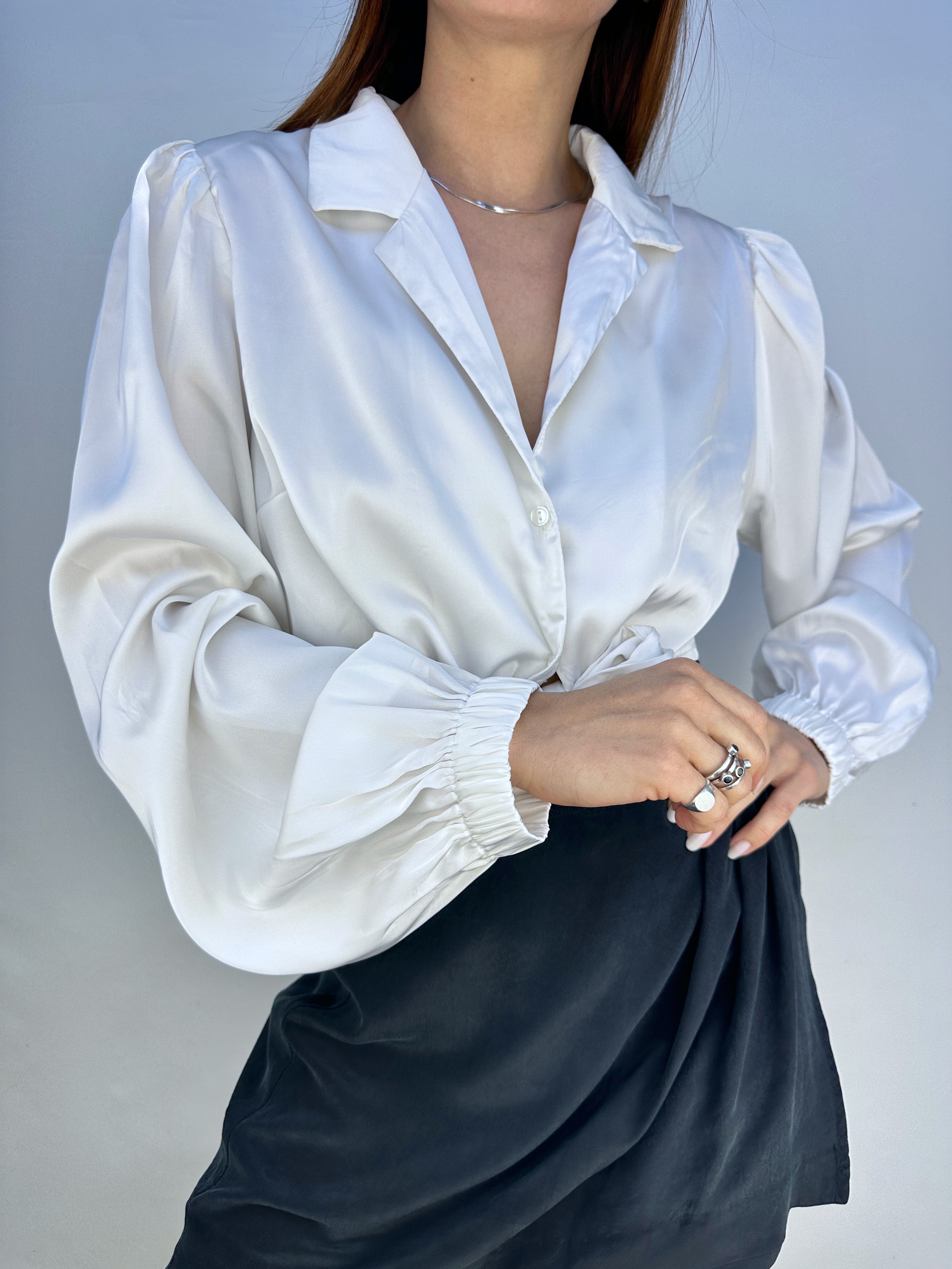 BLUSA BLANCA SATINADA I M 3