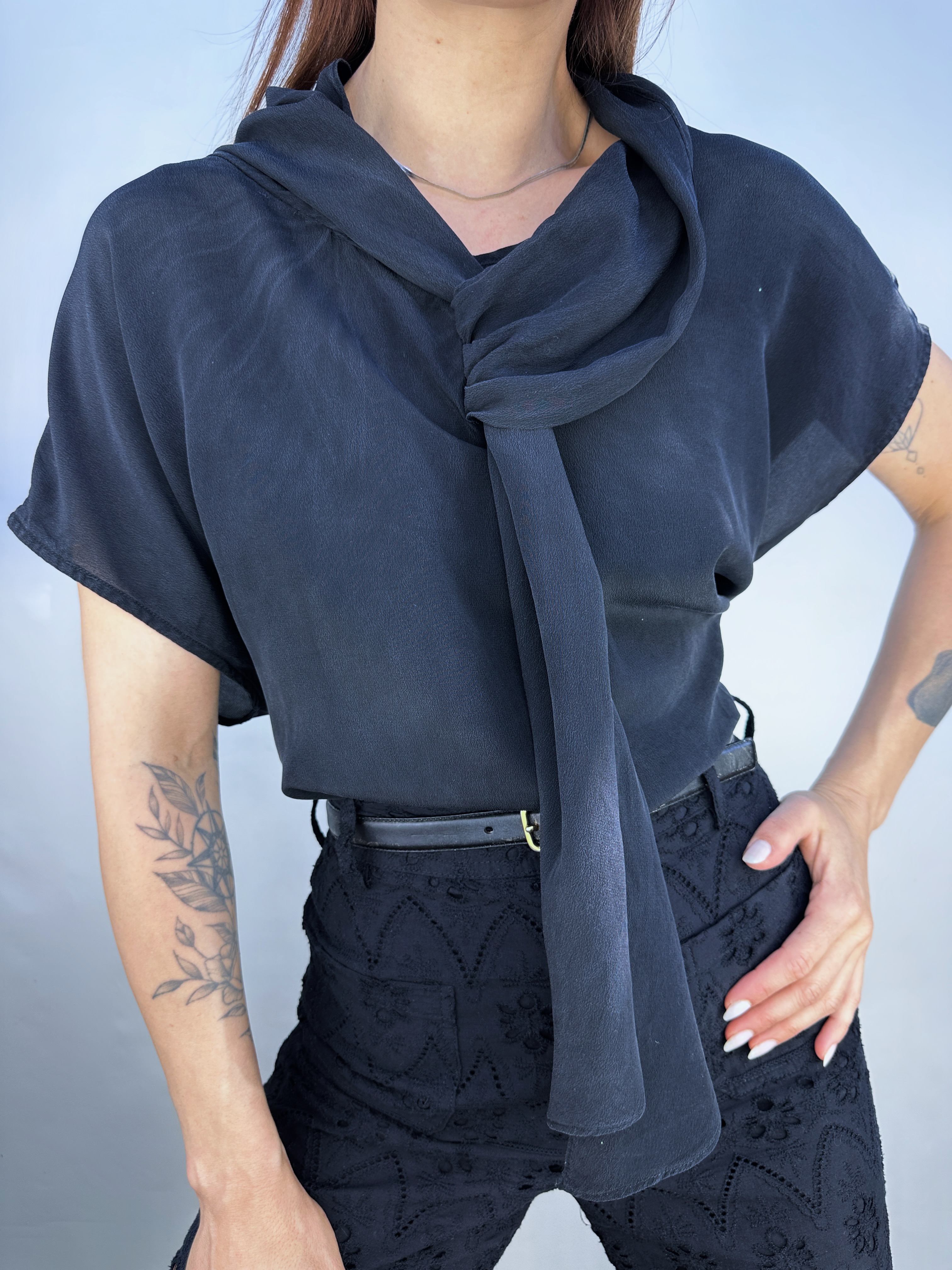 POLERA SEDA NEGRA | L-XL 3