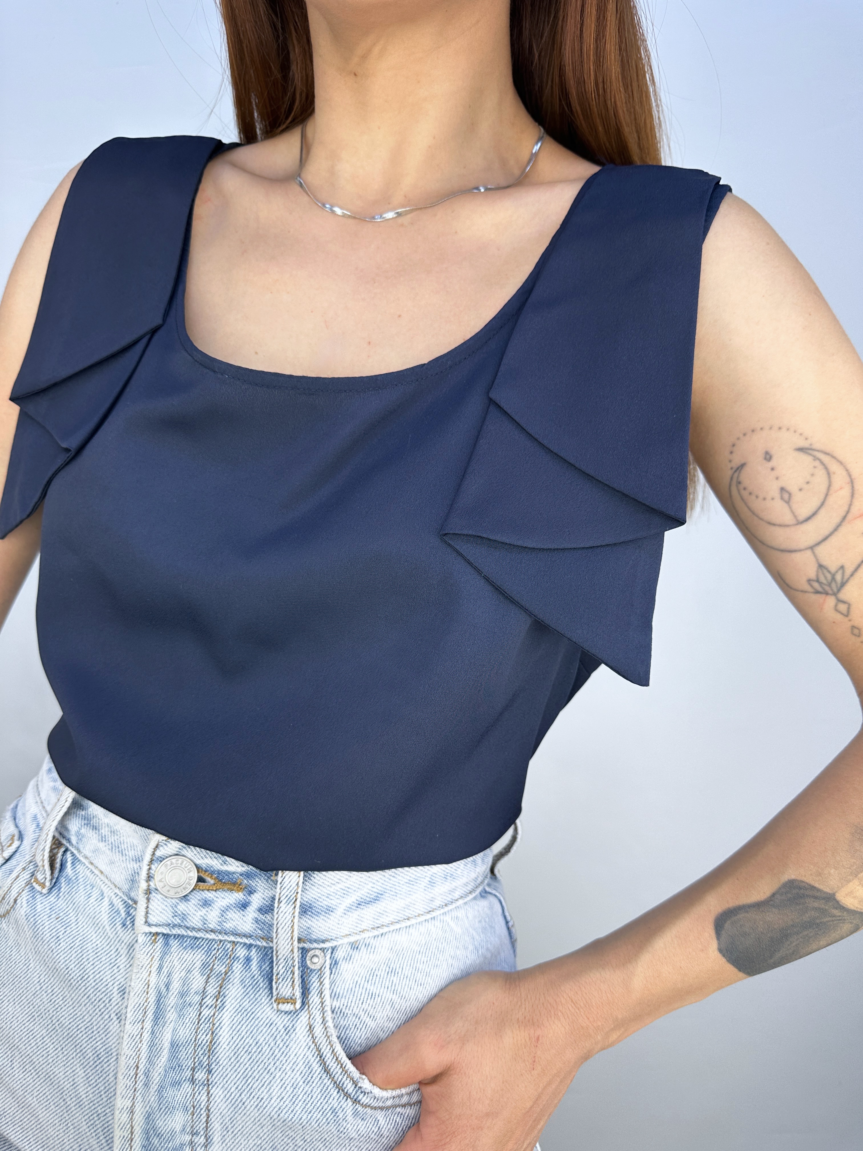 POLERA AZUL MARINO I M 3