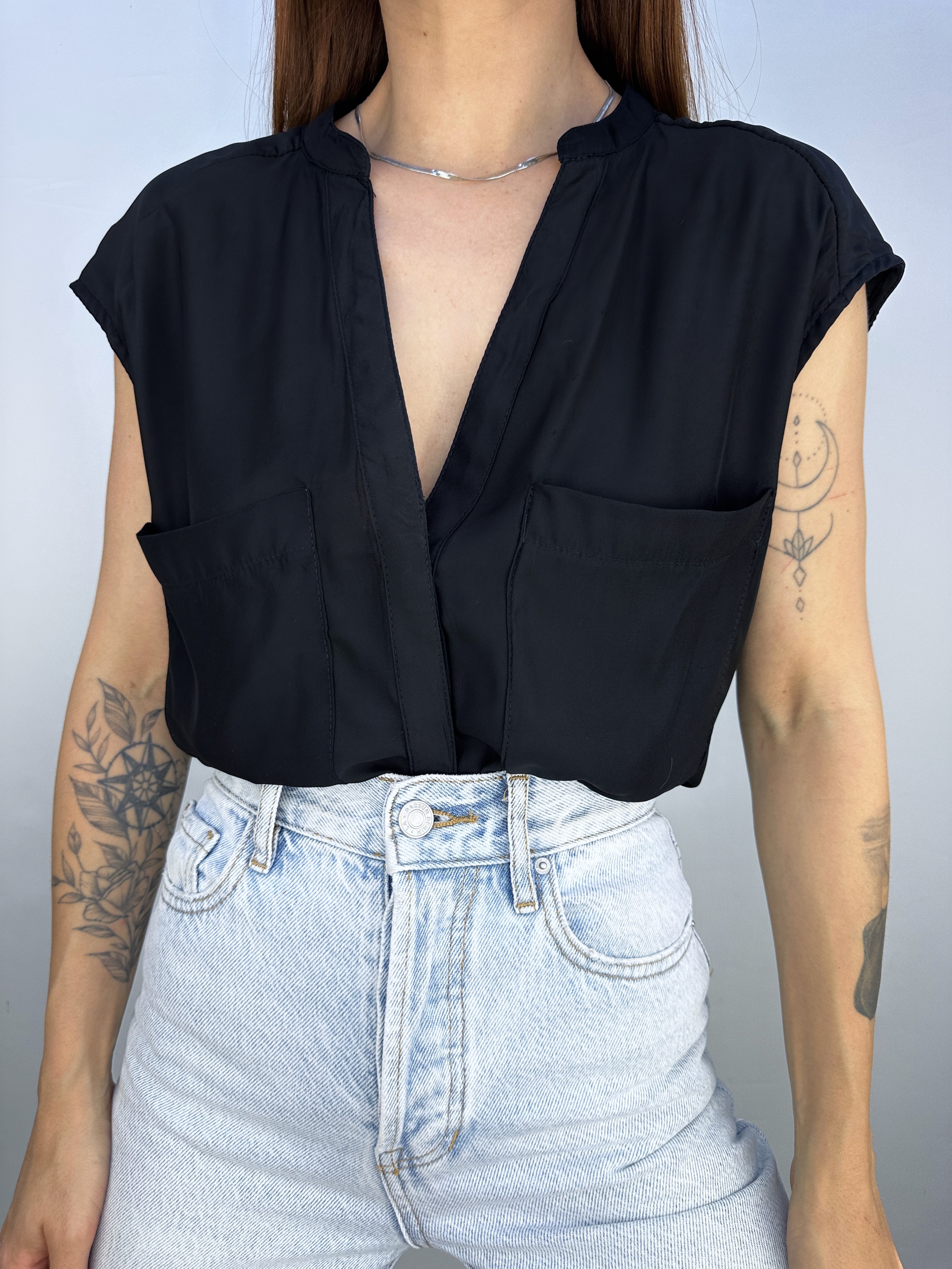 BLUSA SIN MANGAS NEGRA I L-XL 5