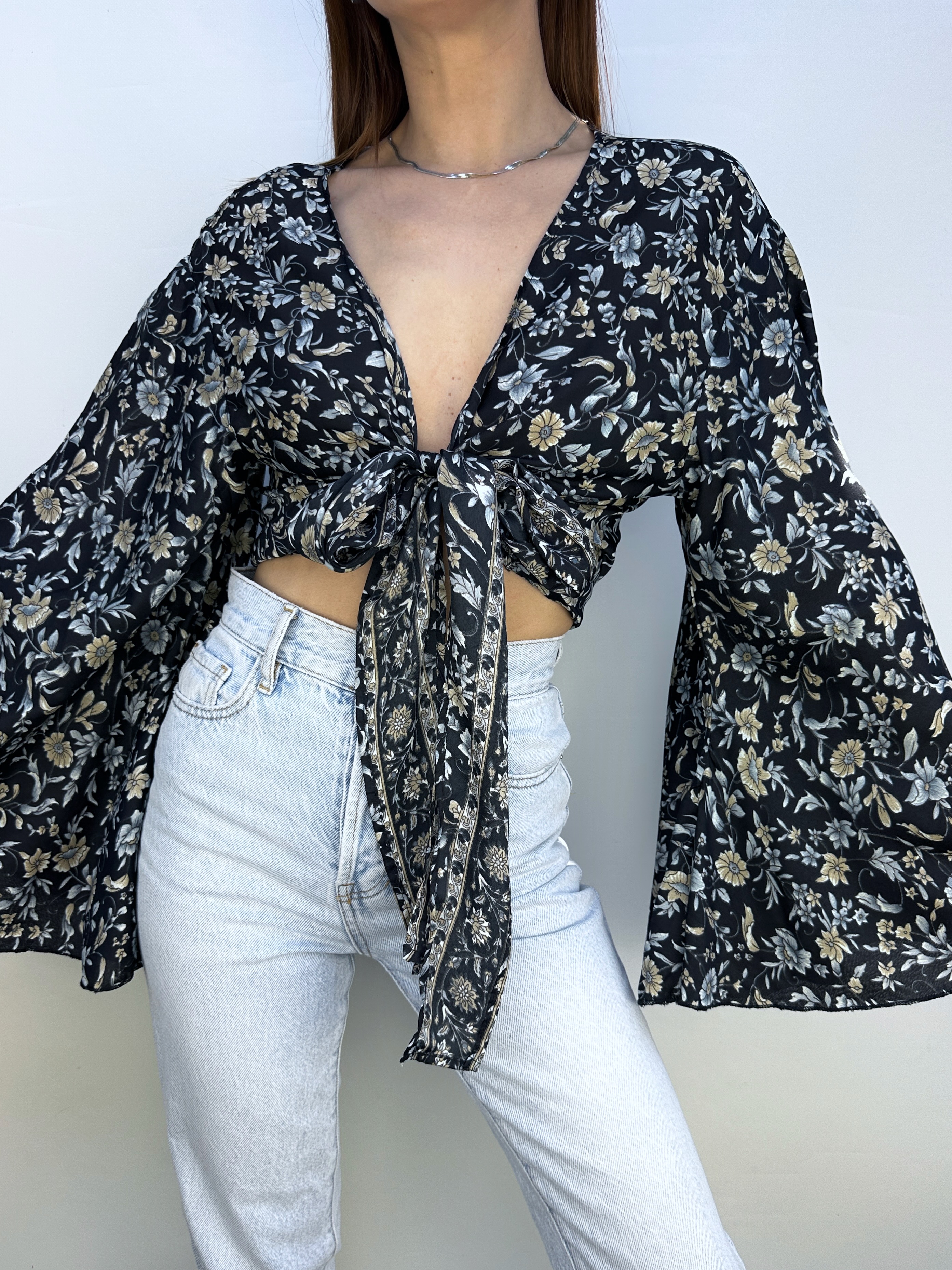 POLERA ENVOLVENTE I L-XL 1