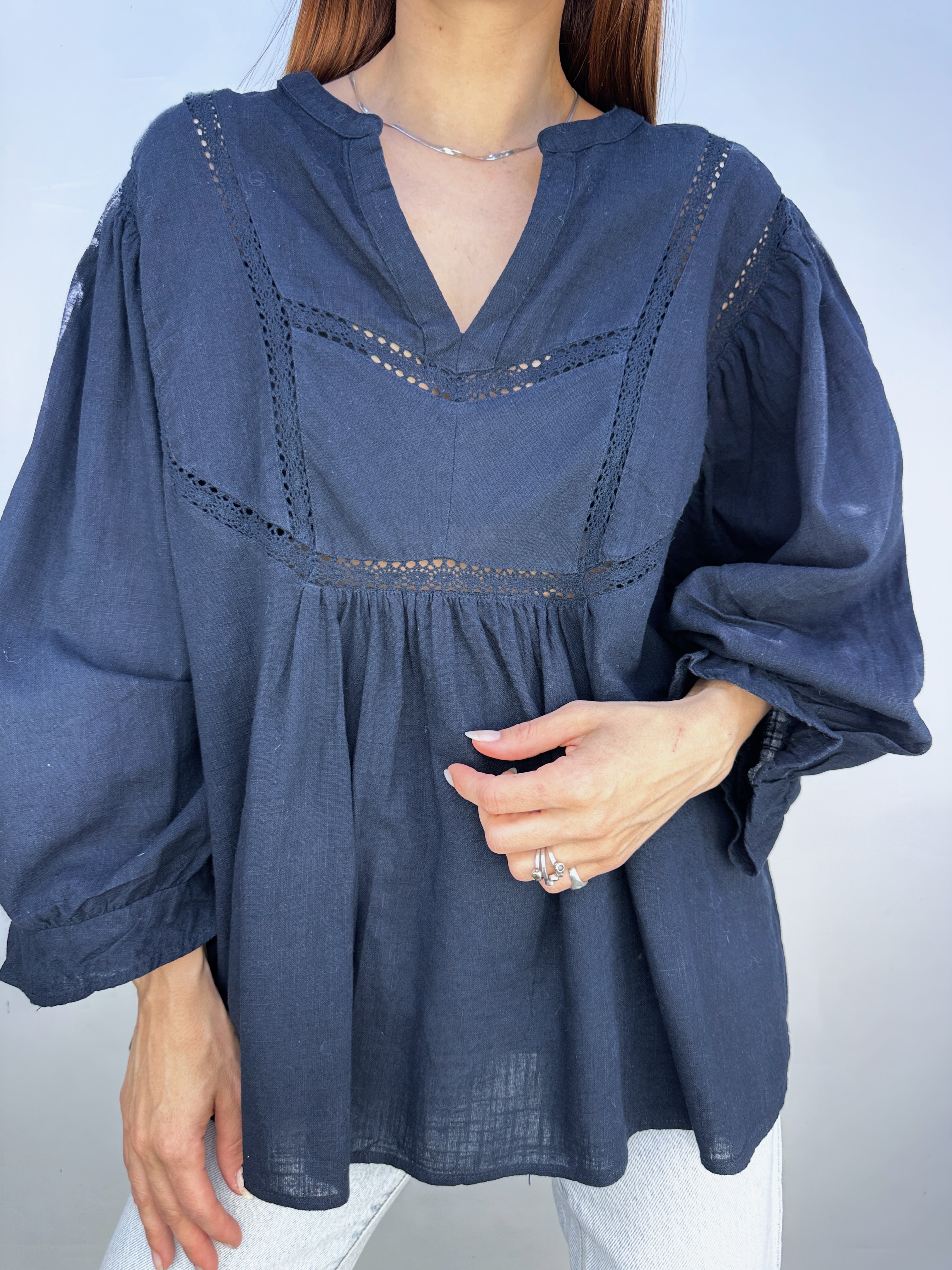 POLERA NEGRA I ALGODÓN I M-L  4