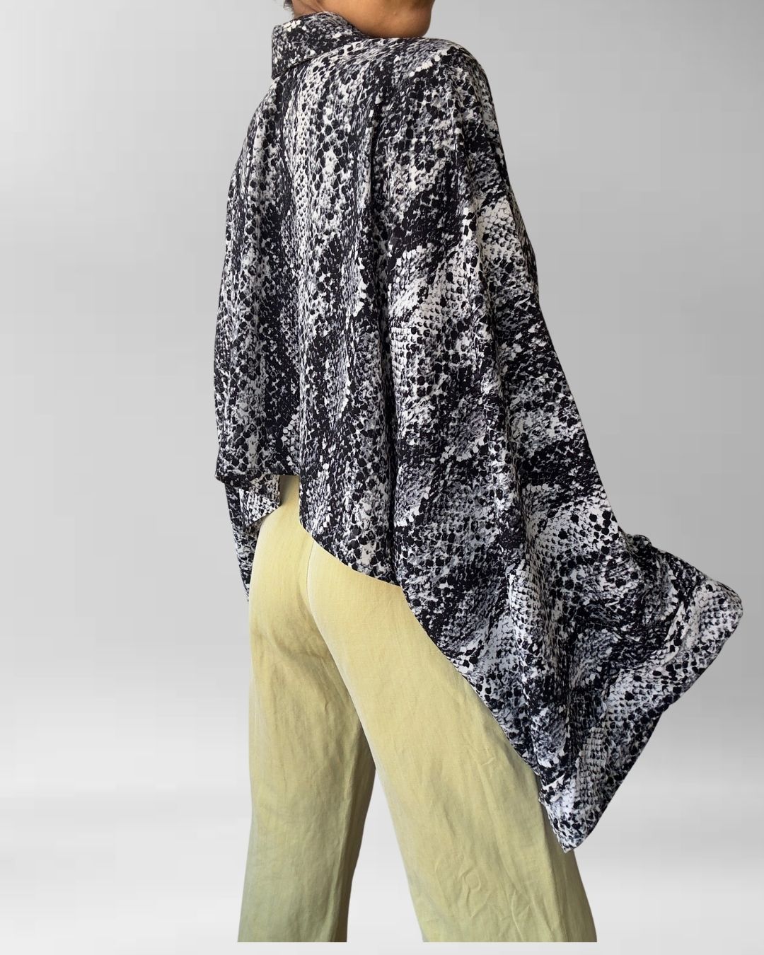 BLUSA O SOBRECAMISA ANIMAL PRINT | L-2XL 6