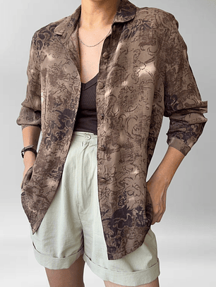 BLUSA CAFÉ ESTAMPADA | M