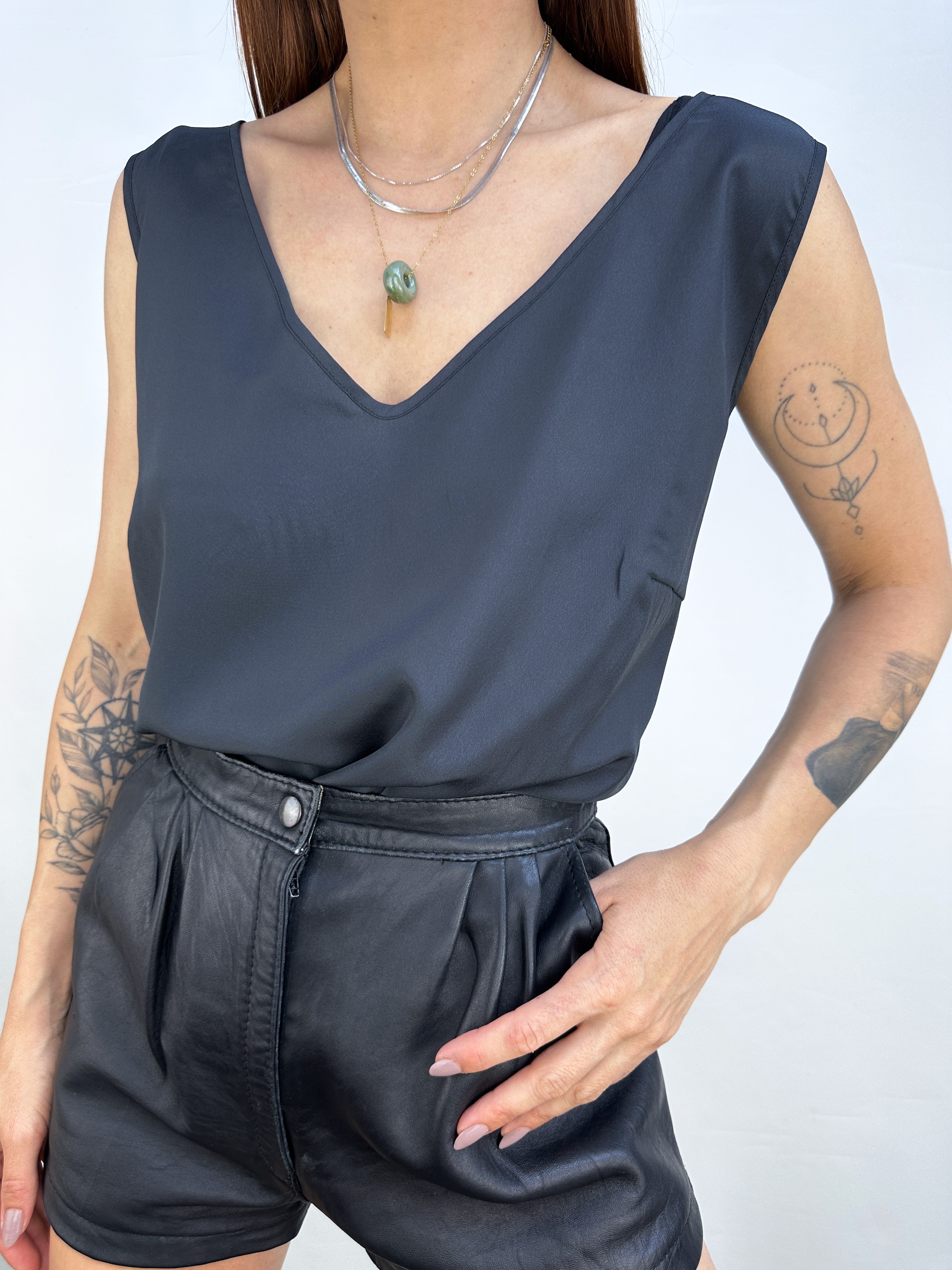 POLERA NEGRA I L-XL 1