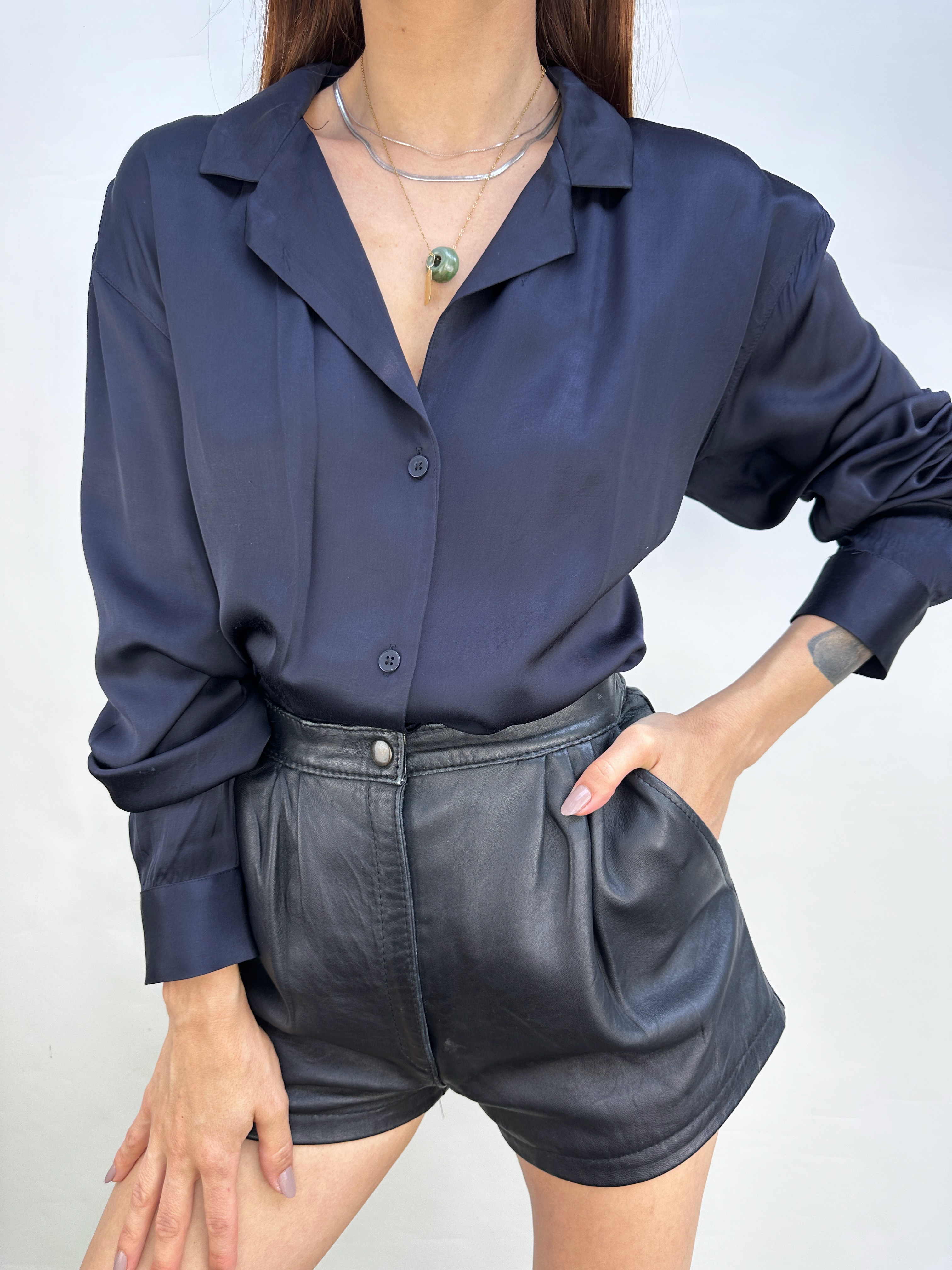 BLUSA NEGRA SATINADA I M 1