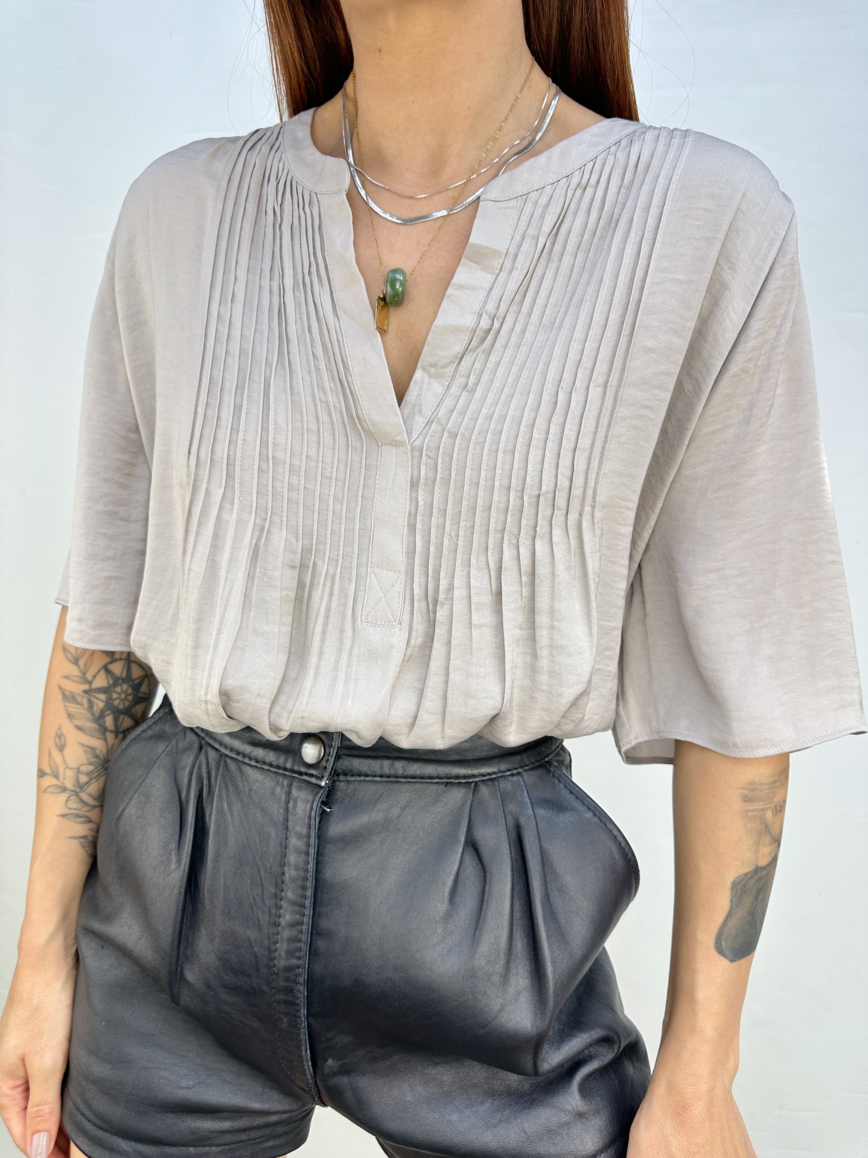 POLERA GRIS PLATA I L 3