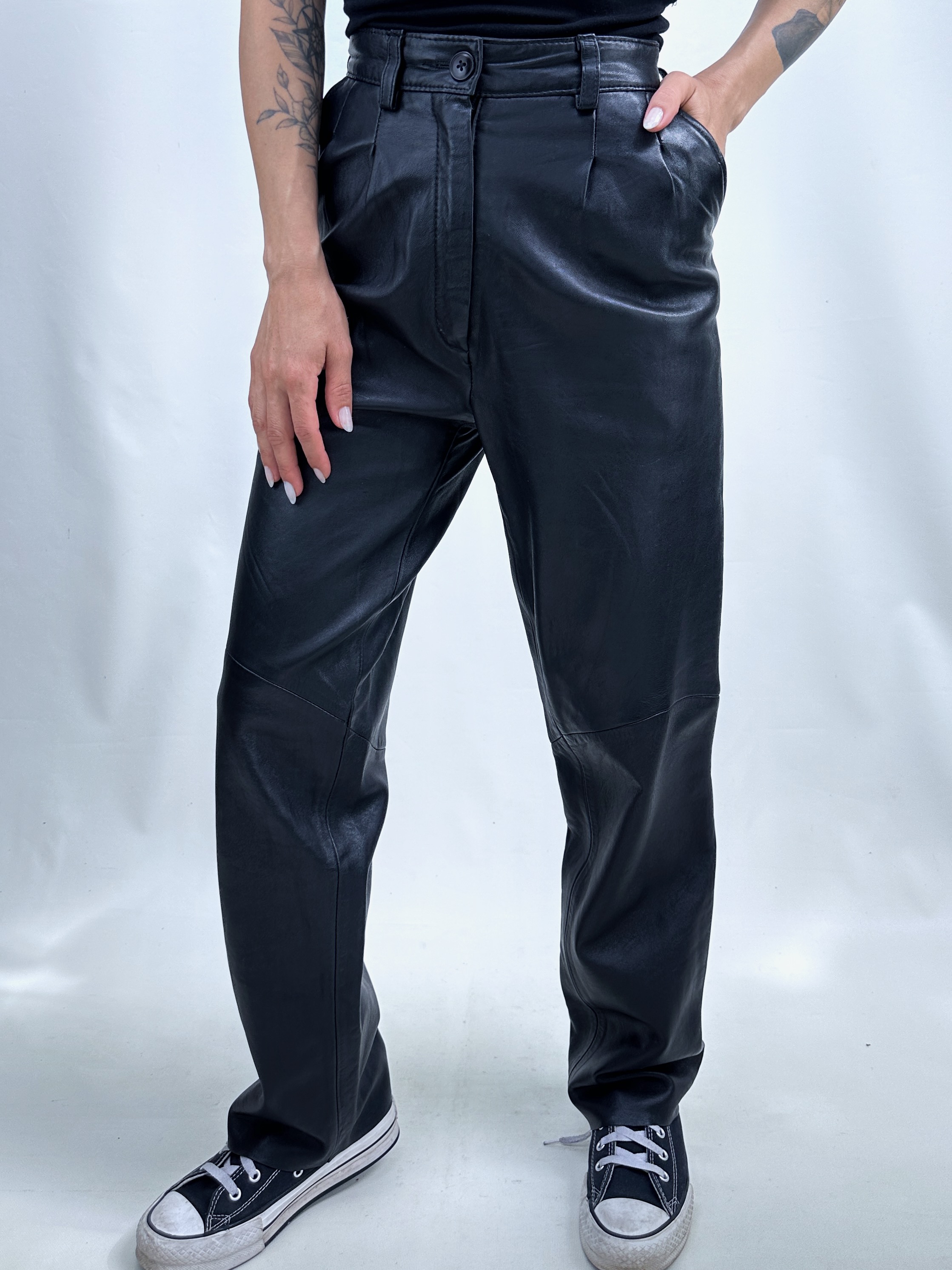PANTALÓN CUERO NEGRO I 32 2