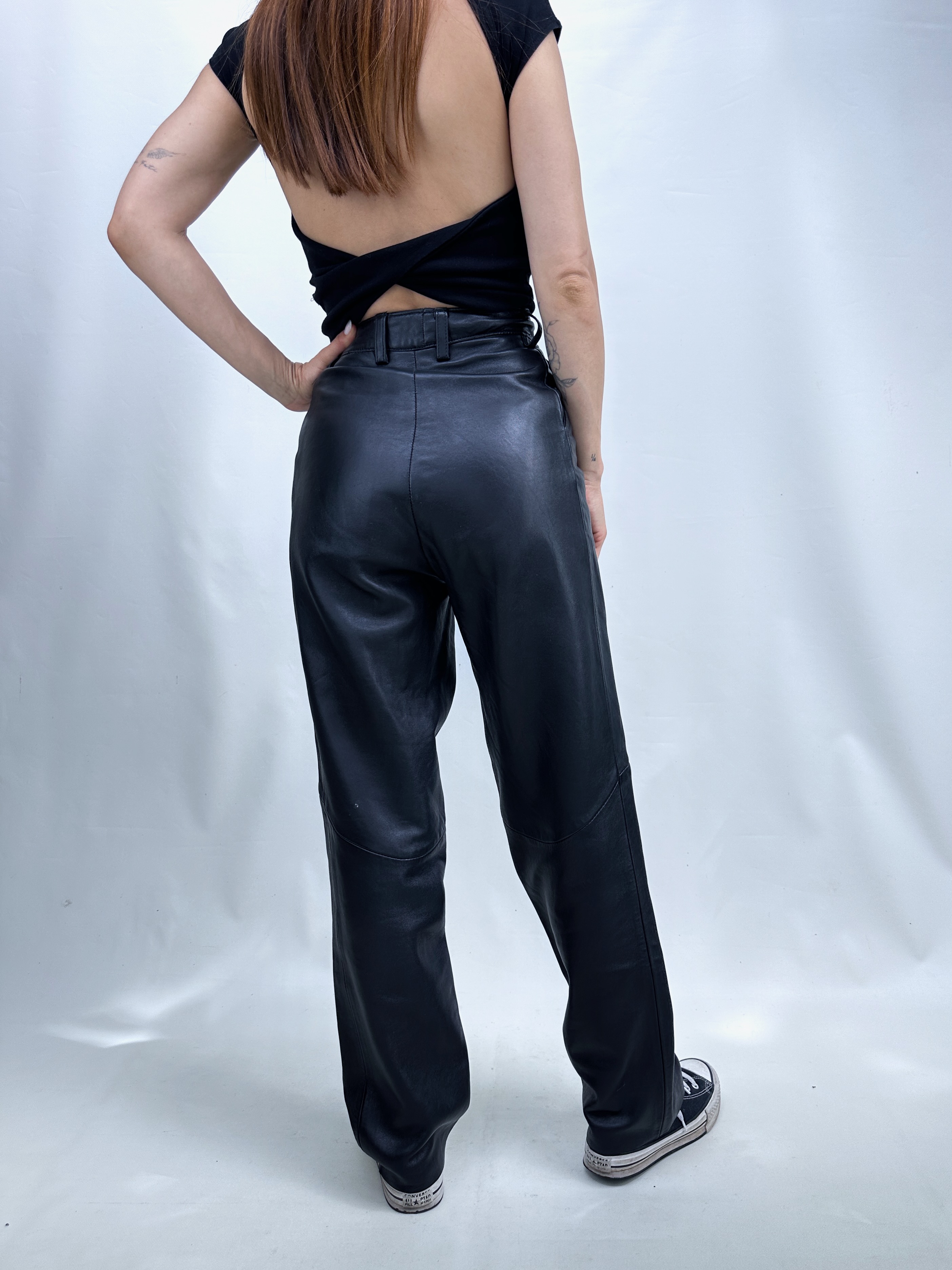 PANTALÓN CUERO NEGRO I 32 5