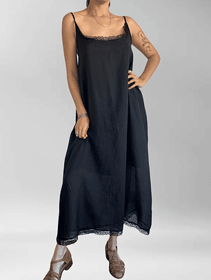 VESTIDO NEGRO | M-L