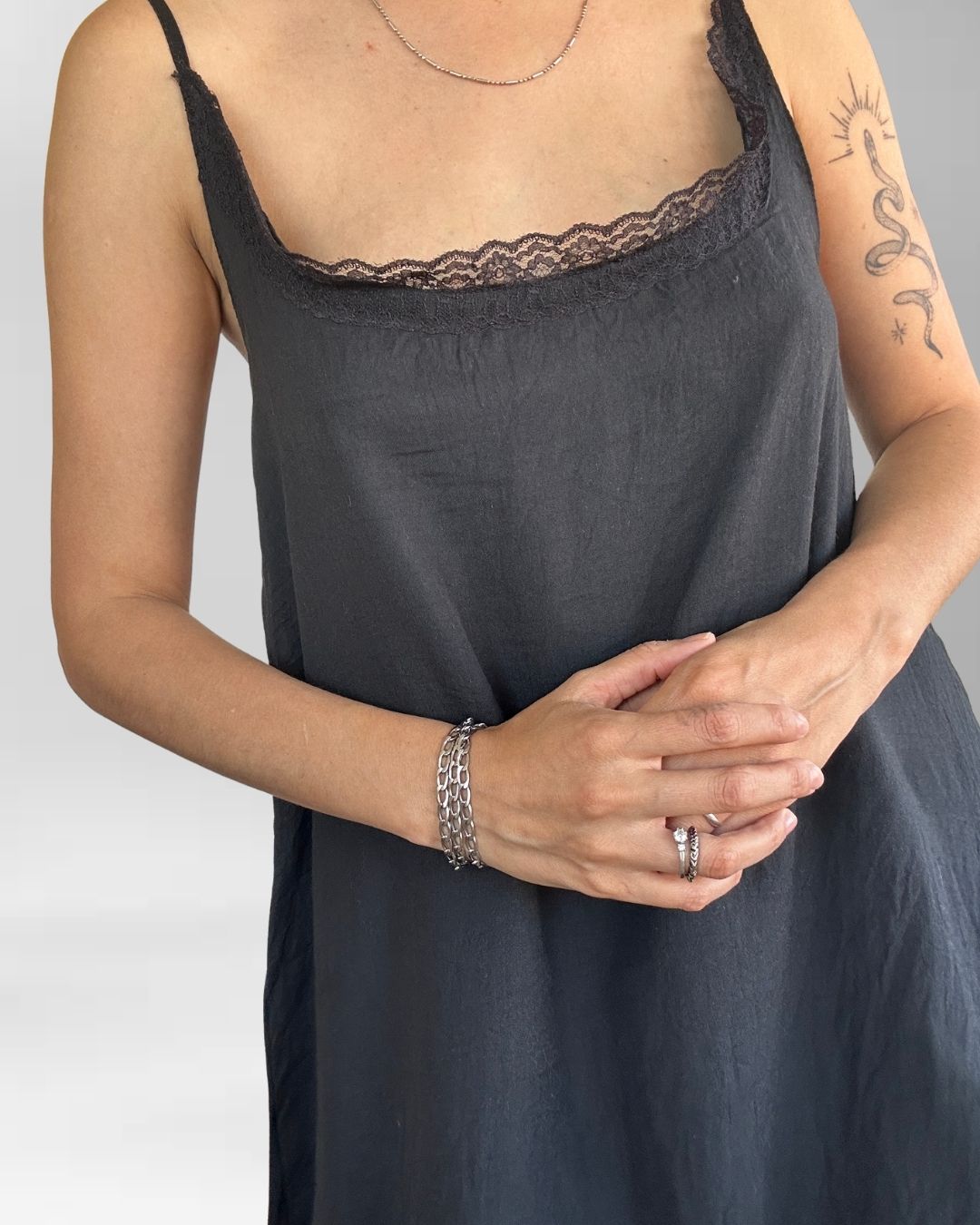 VESTIDO NEGRO | M-L 4