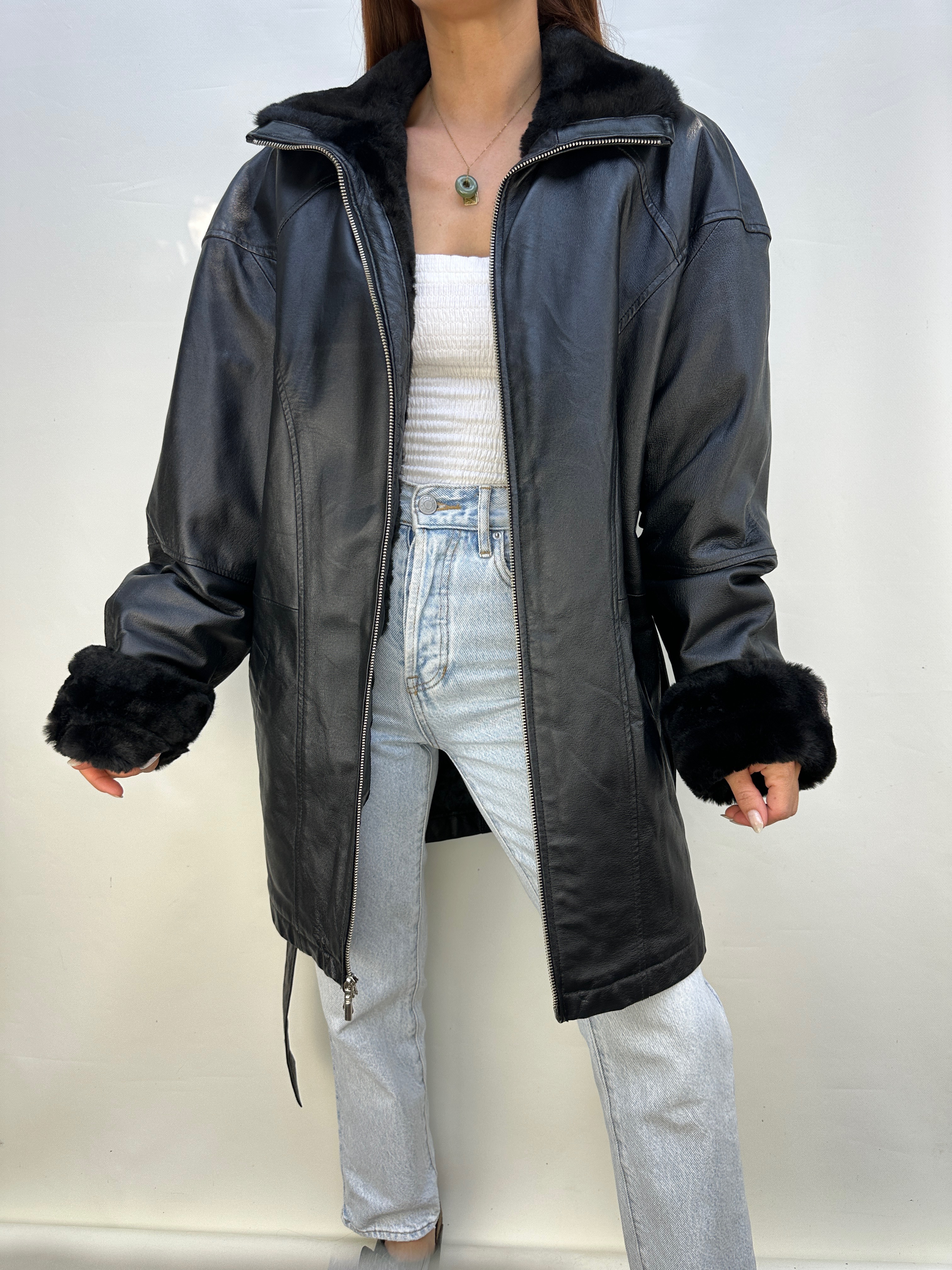 GAMULÁN CUERO I XL 3