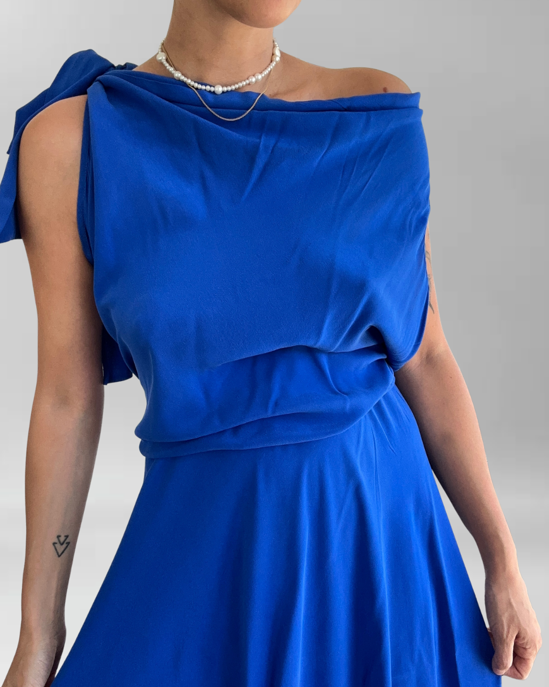 VESTIDO SEDA AZUL REAL I L 5
