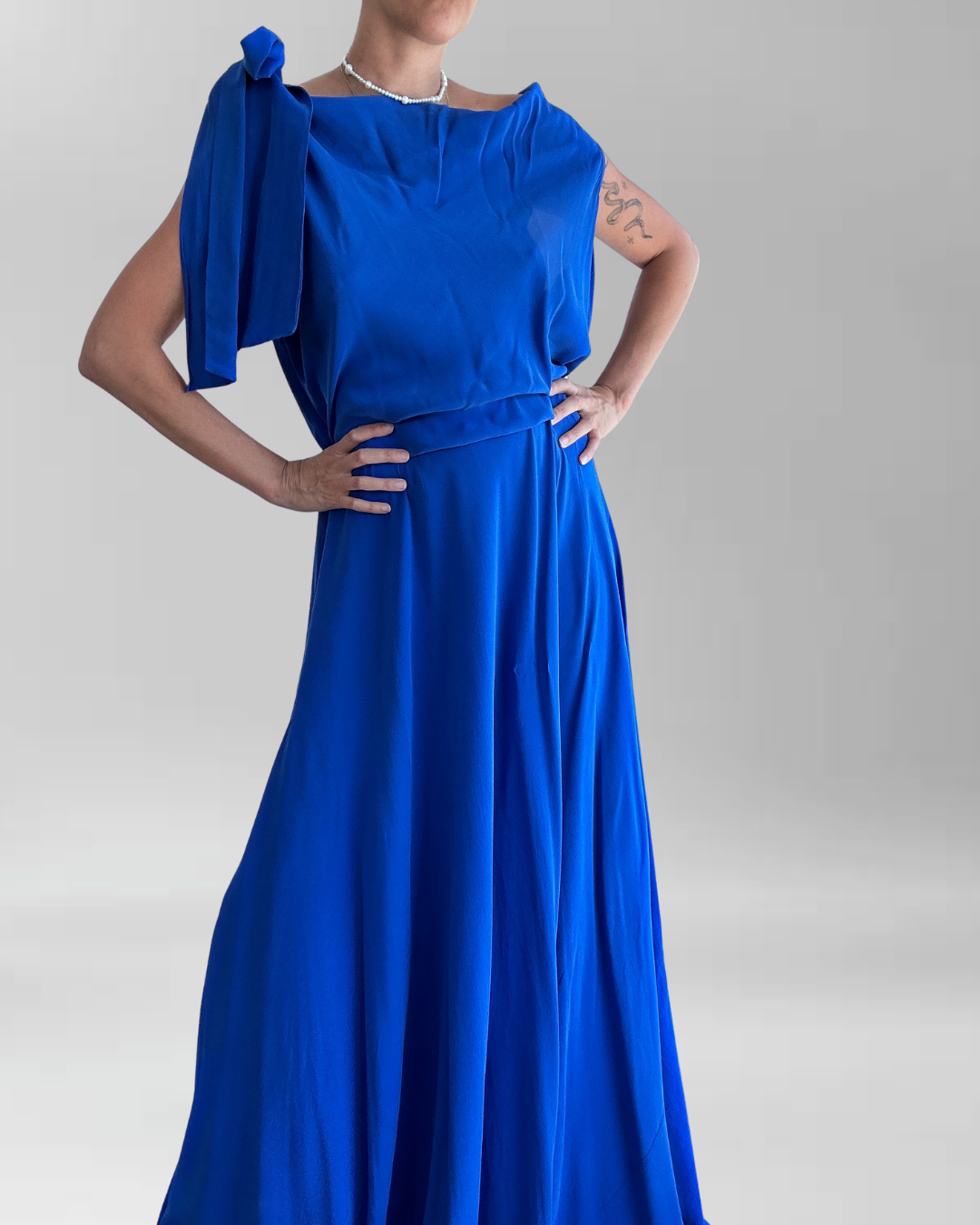 VESTIDO SEDA AZUL REAL I L 2