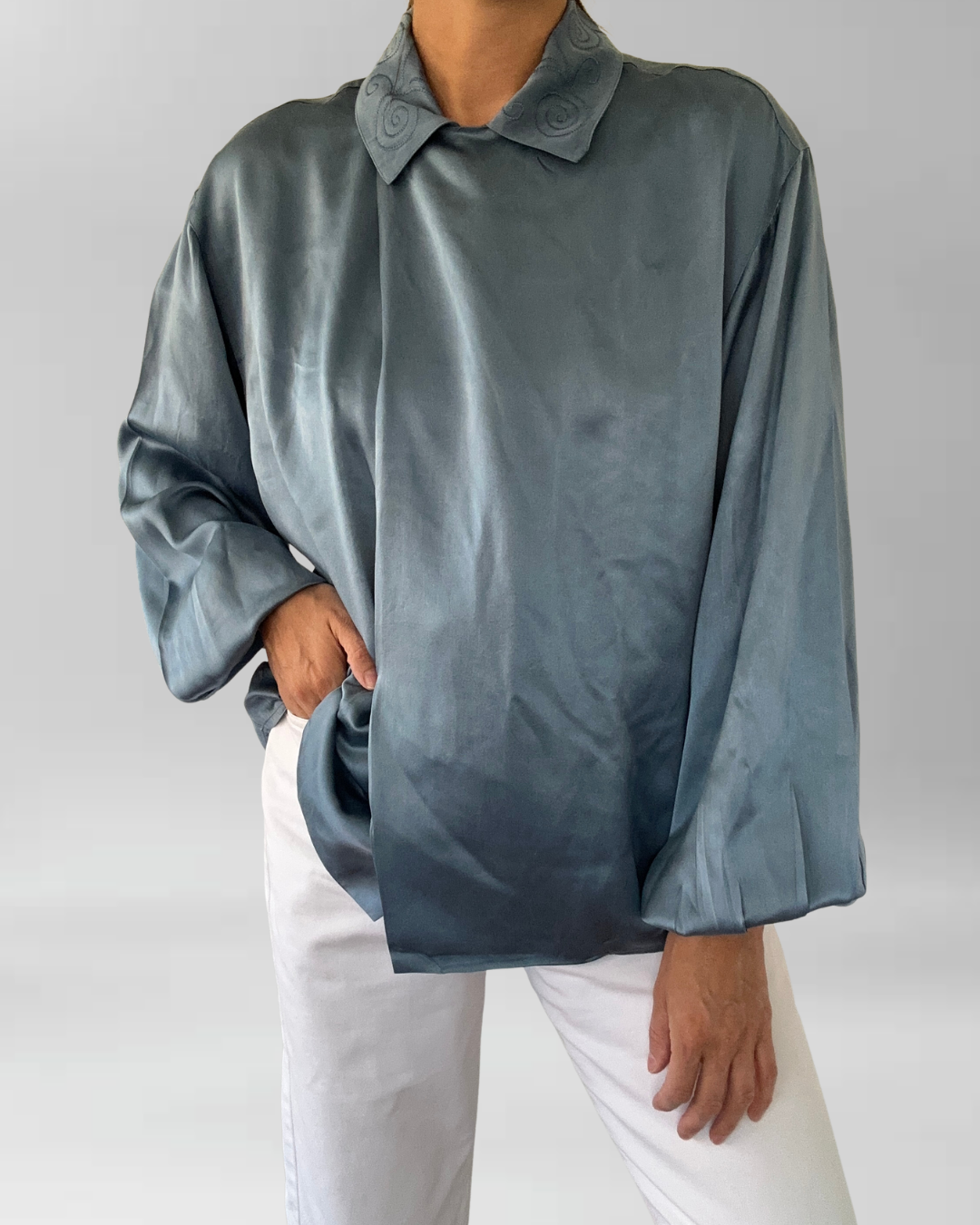 BLUSA SEDA VINTAGE BORDADA I M-L 5