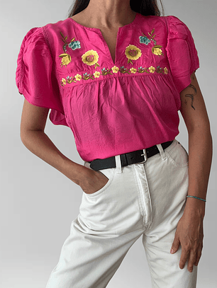 POLERA SEDA FUCSIA BORDADA I M-L