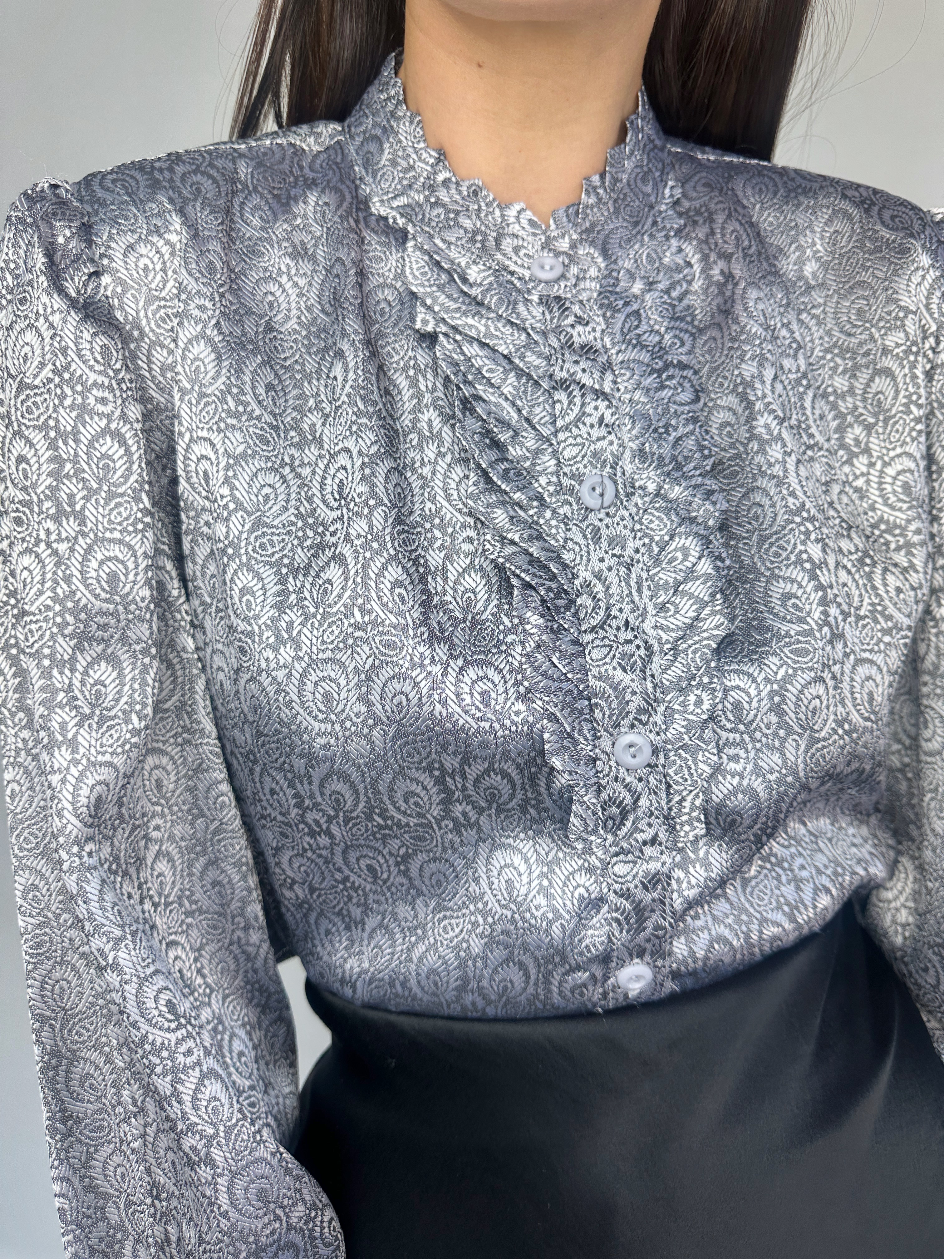 BLUSA PLATEADA | M 3