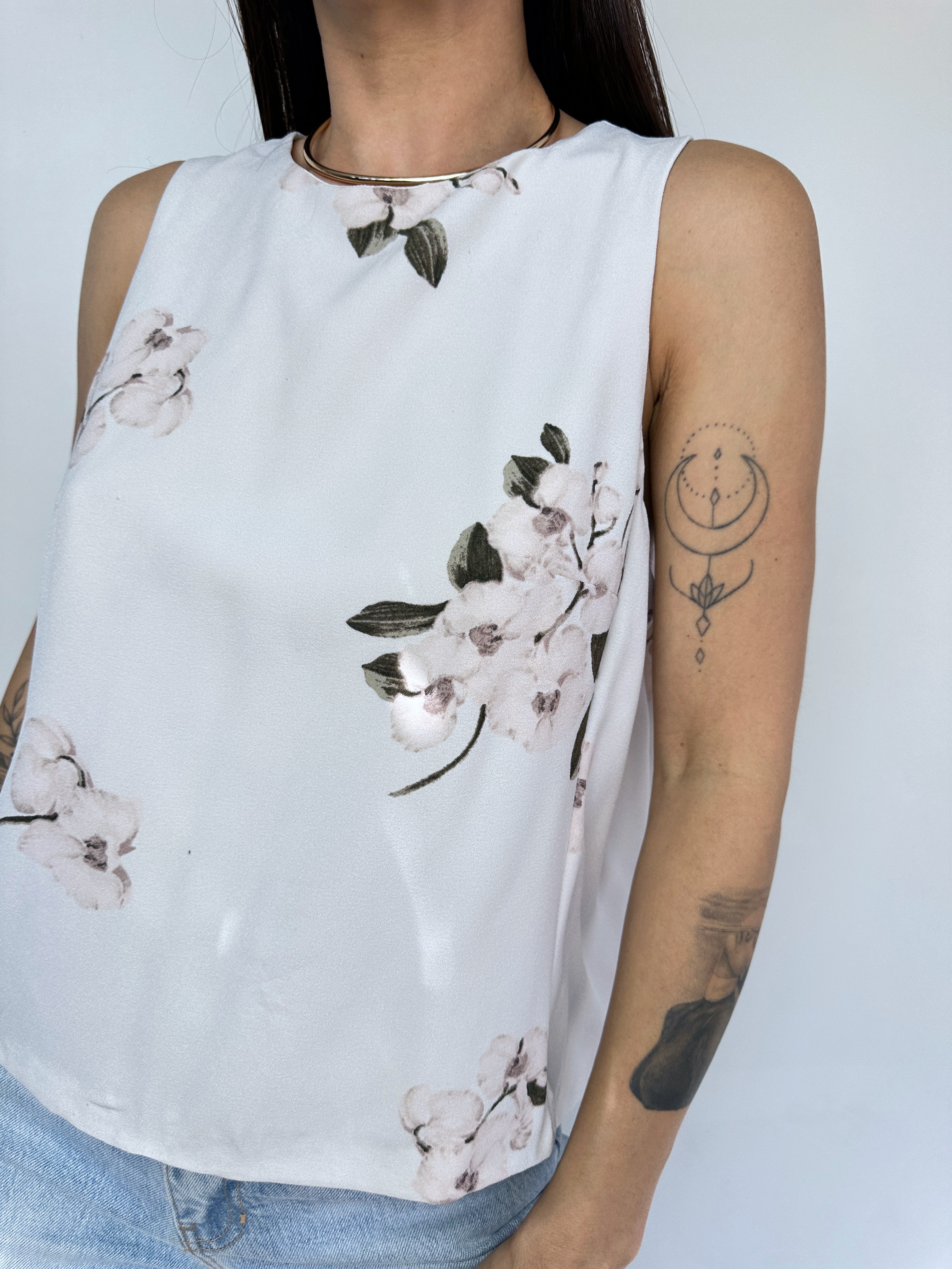 POLERA ESPALDA ABIERTA I S 6