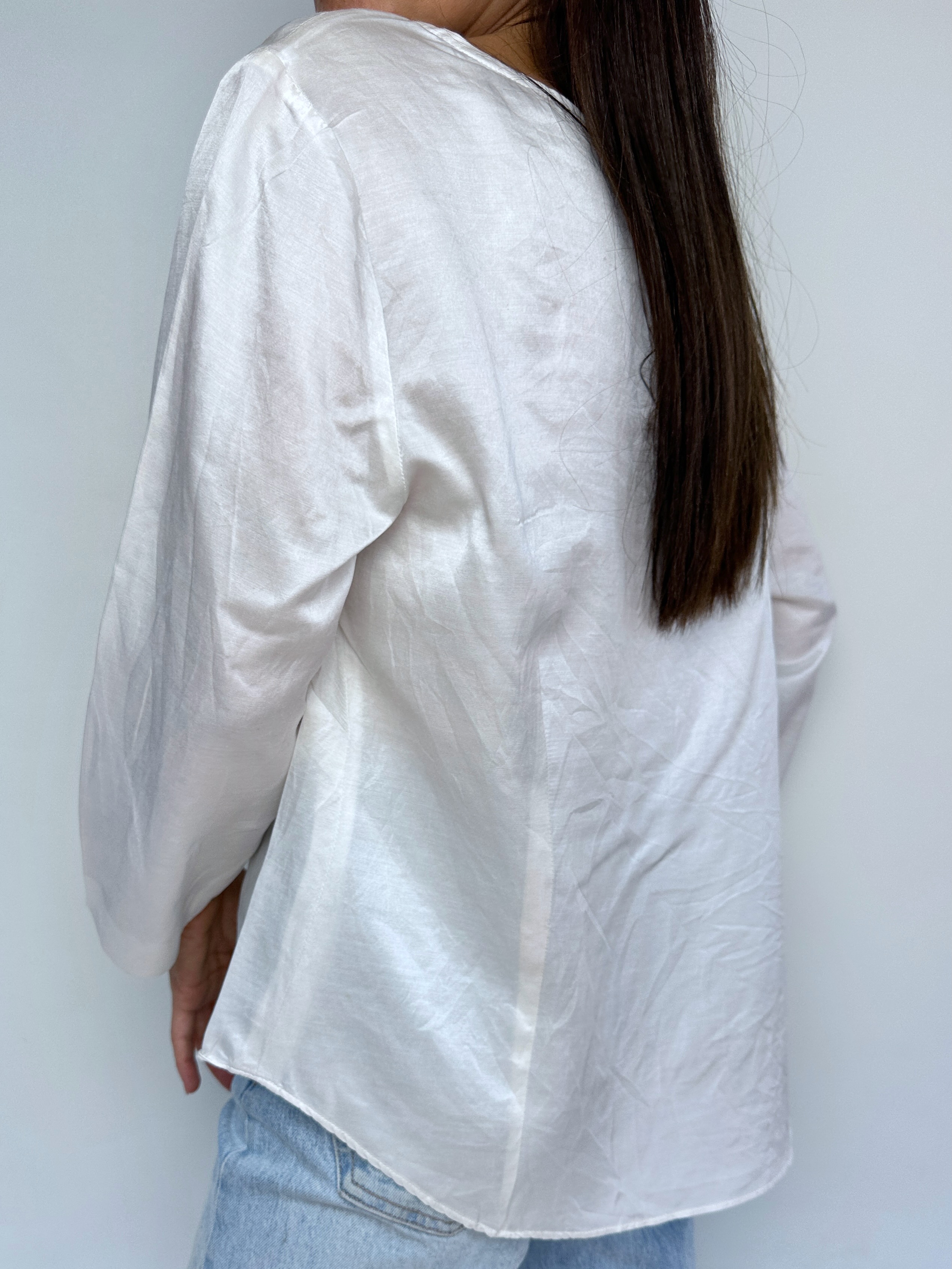 POLERA BLANCA MARFIL I M-L 3