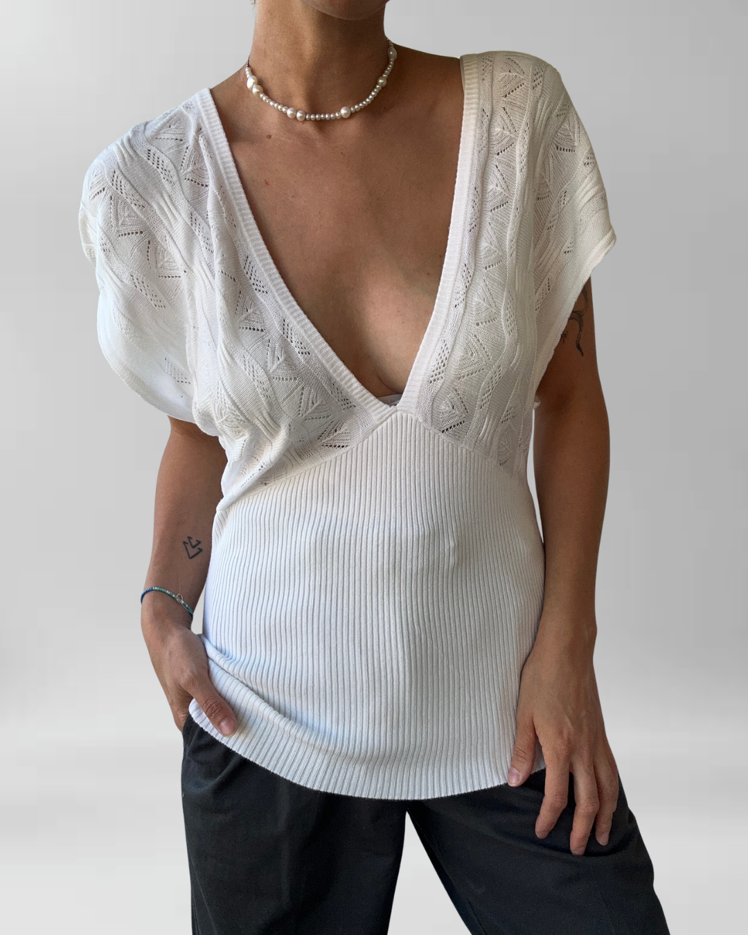 POLERA WHITE HOUSE BLACK MARKET | M 3