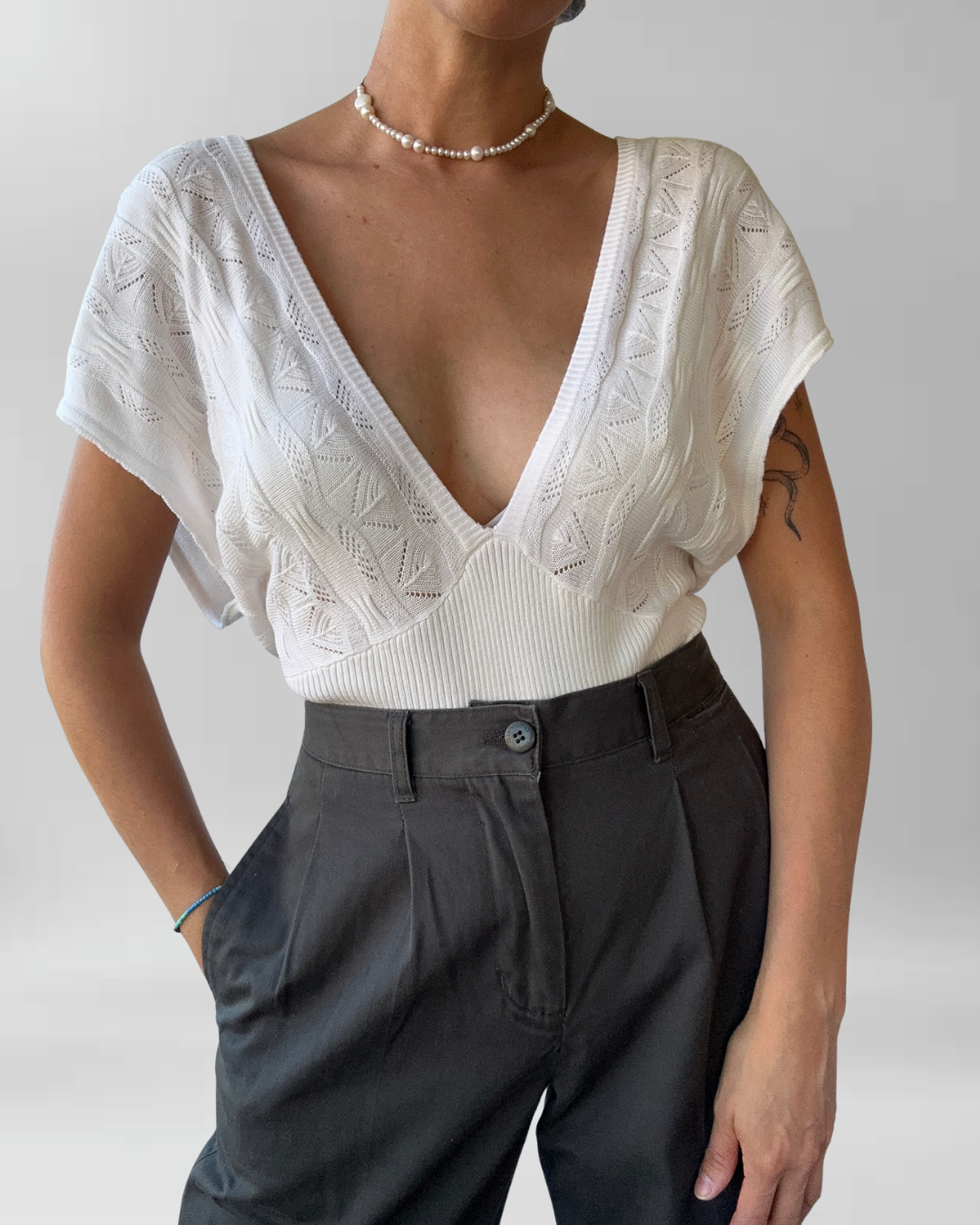 POLERA WHITE HOUSE BLACK MARKET | M 6