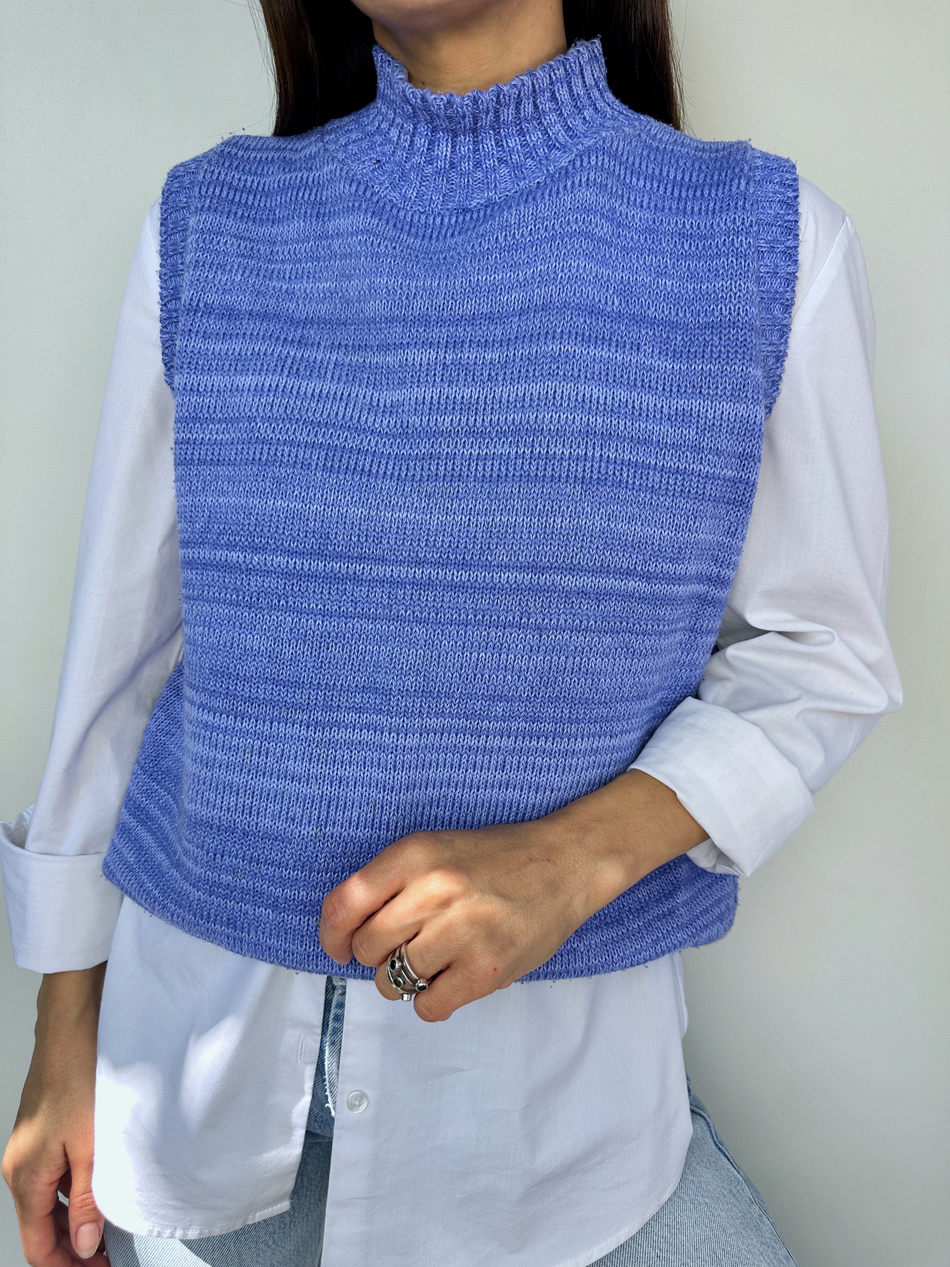 SWEATER VEST | L 7