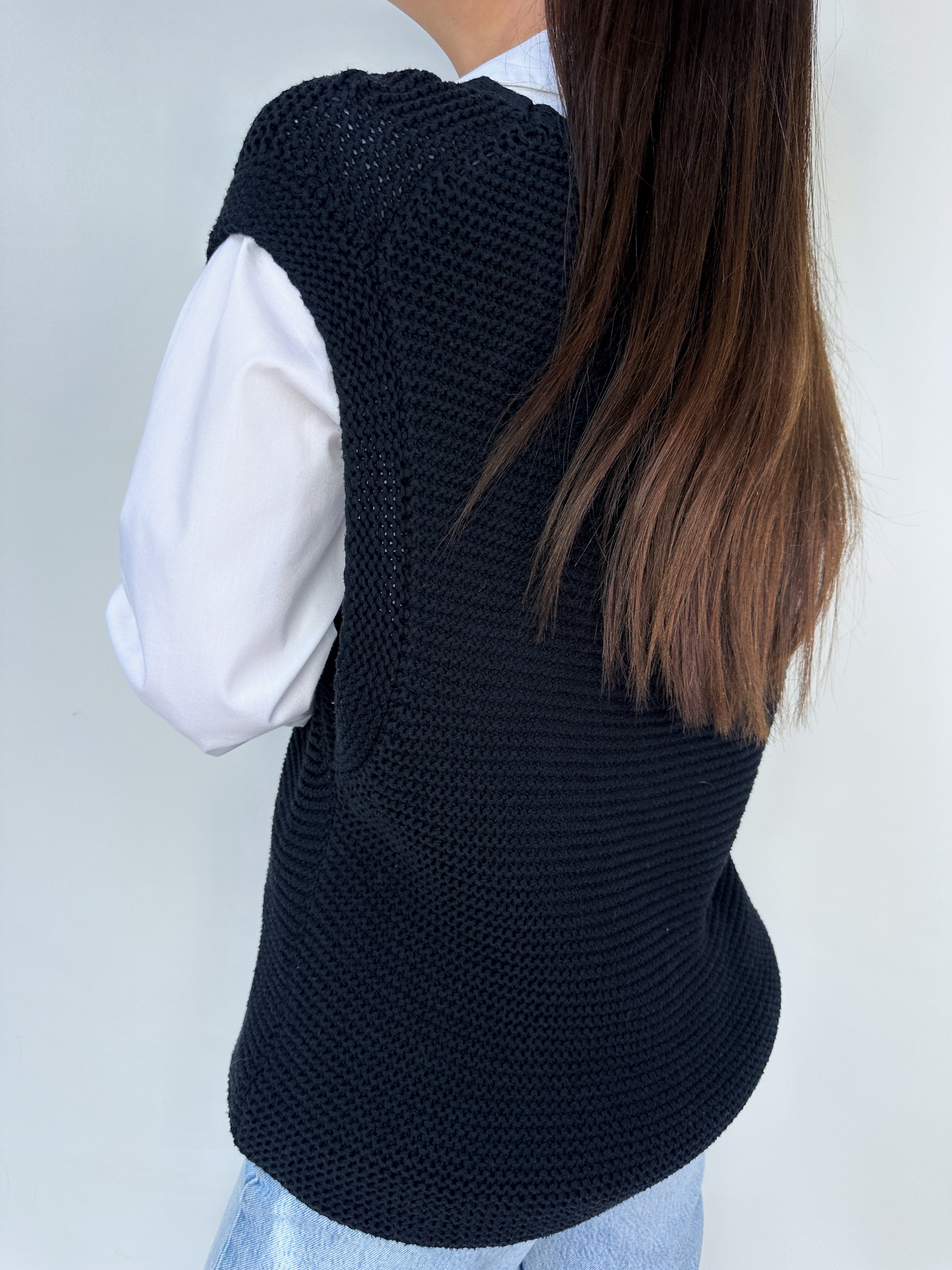 SWEATER VEST | BCBGMAXAZRIA | M-L 3