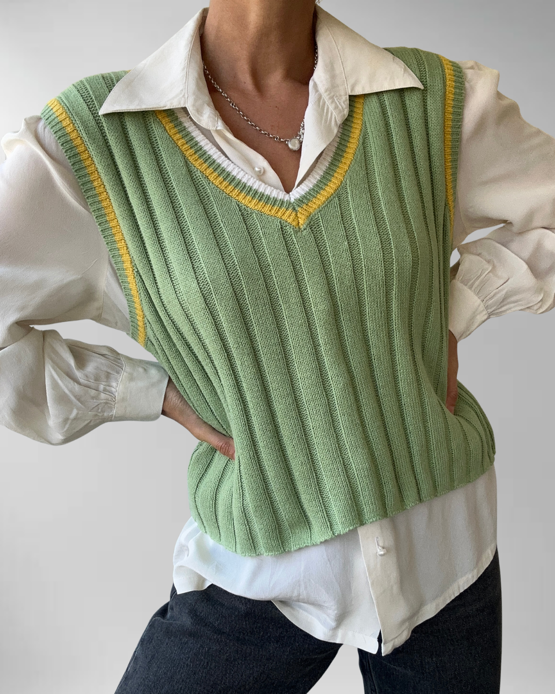 SWEATER VEST | L 2