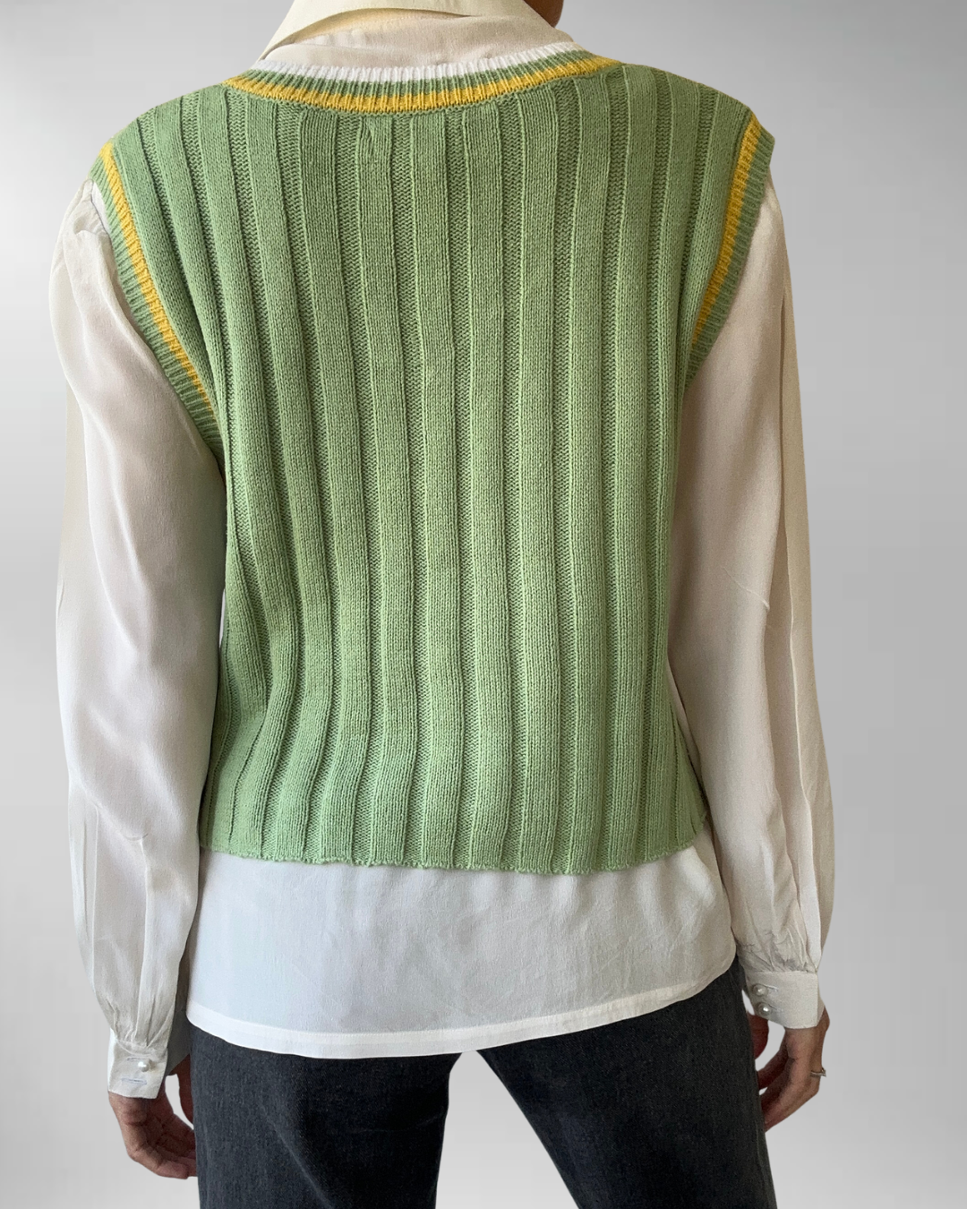 SWEATER VEST | L 5