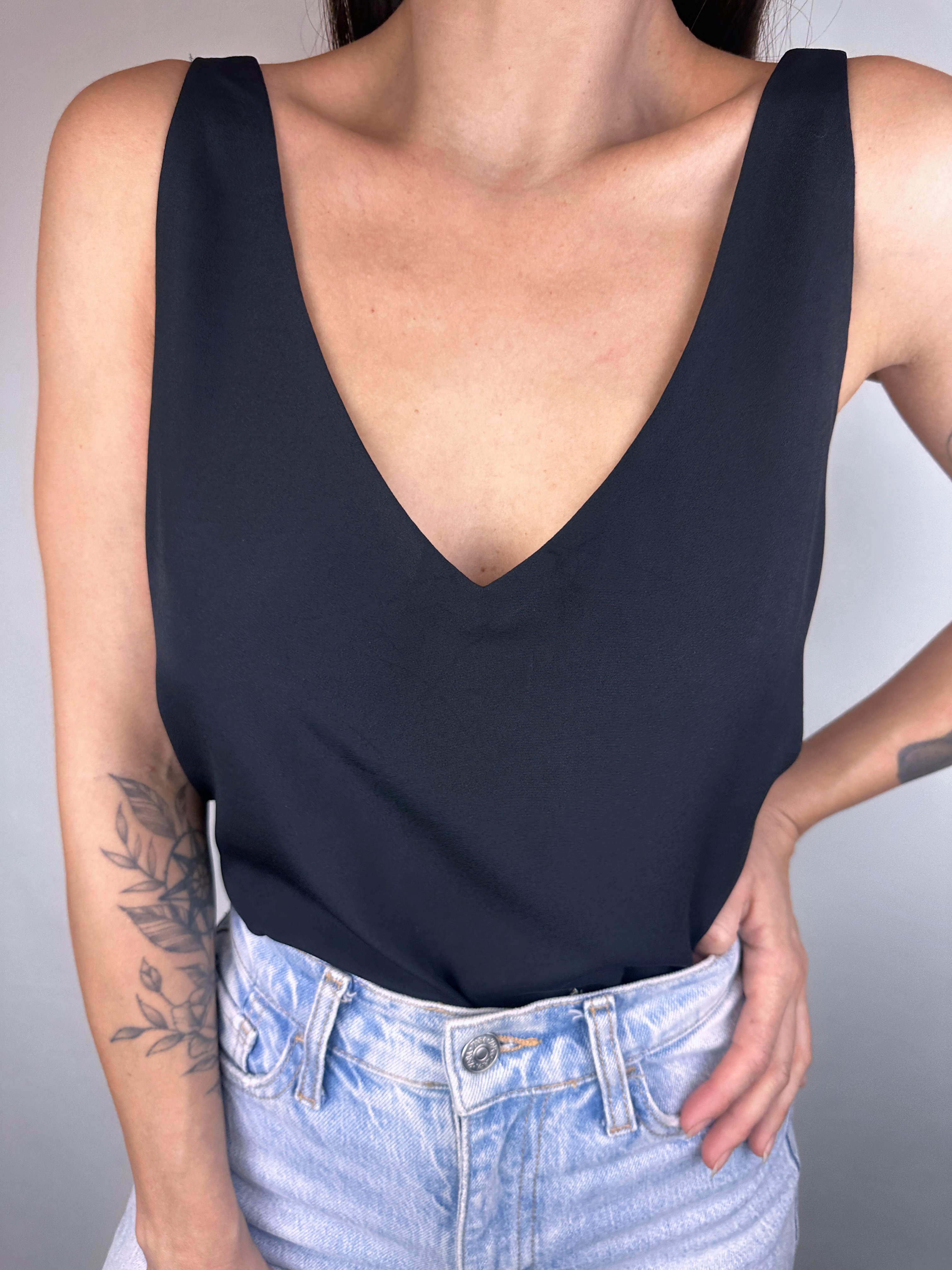 TOP NEGRO | M 5