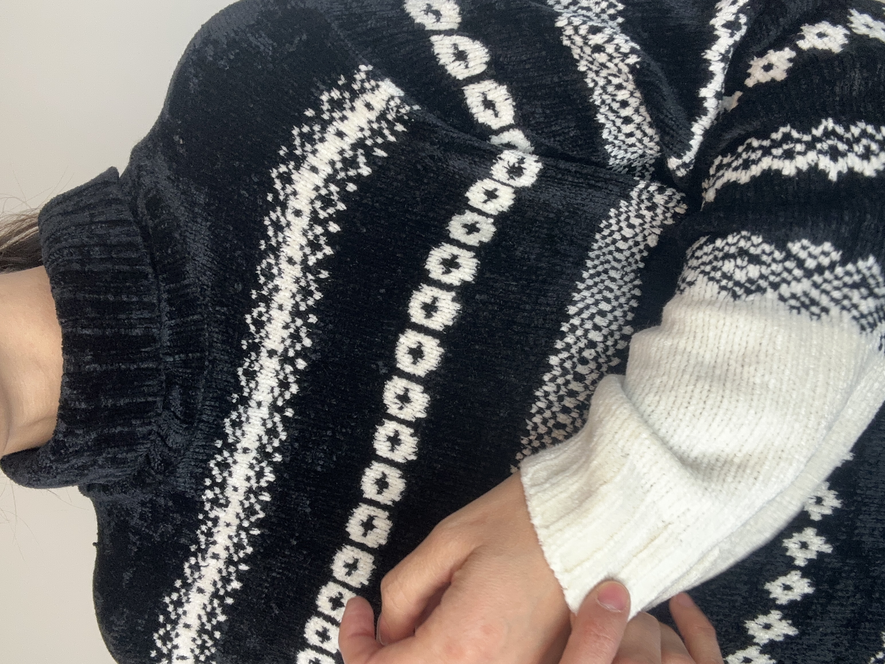 SWEATER | L-XL 4